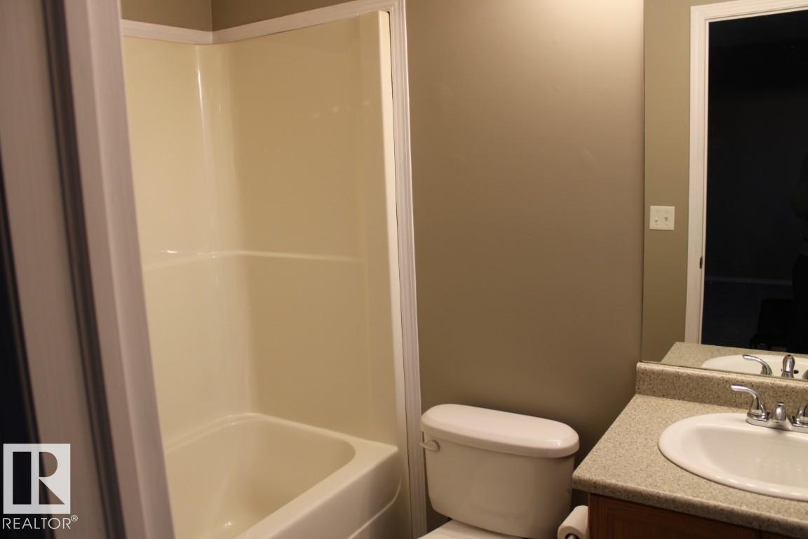 Photo 22 at 165 Rue Magnan, Montalet, Beaumont