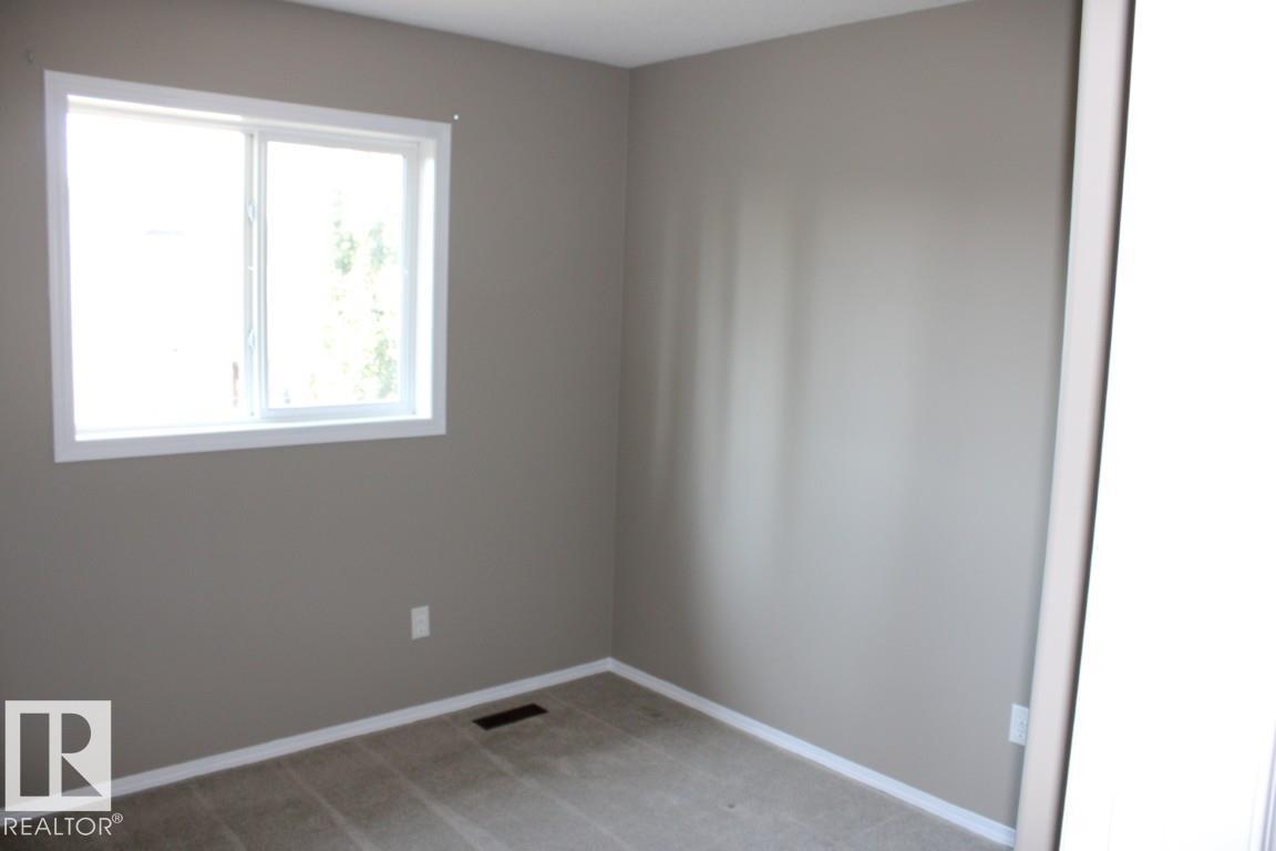 Photo 25 at 165 Rue Magnan, Montalet, Beaumont