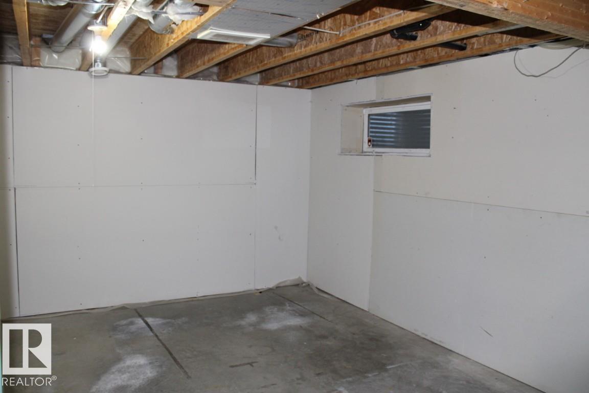 Photo 30 at 165 Rue Magnan, Montalet, Beaumont
