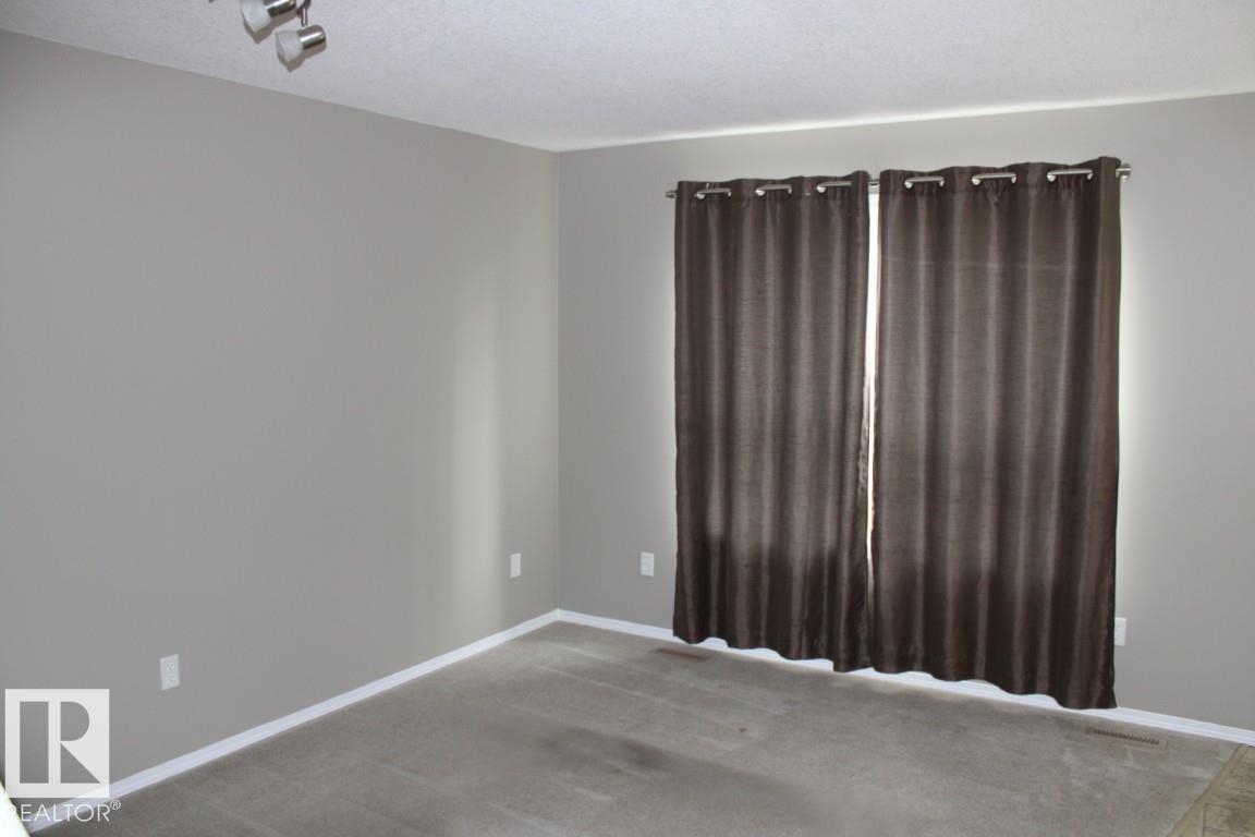 Photo 9 at 165 Rue Magnan, Montalet, Beaumont