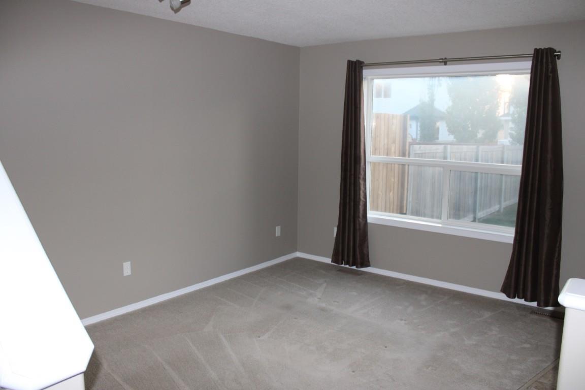 Photo 10 at 165 Rue Magnan, Montalet, Beaumont