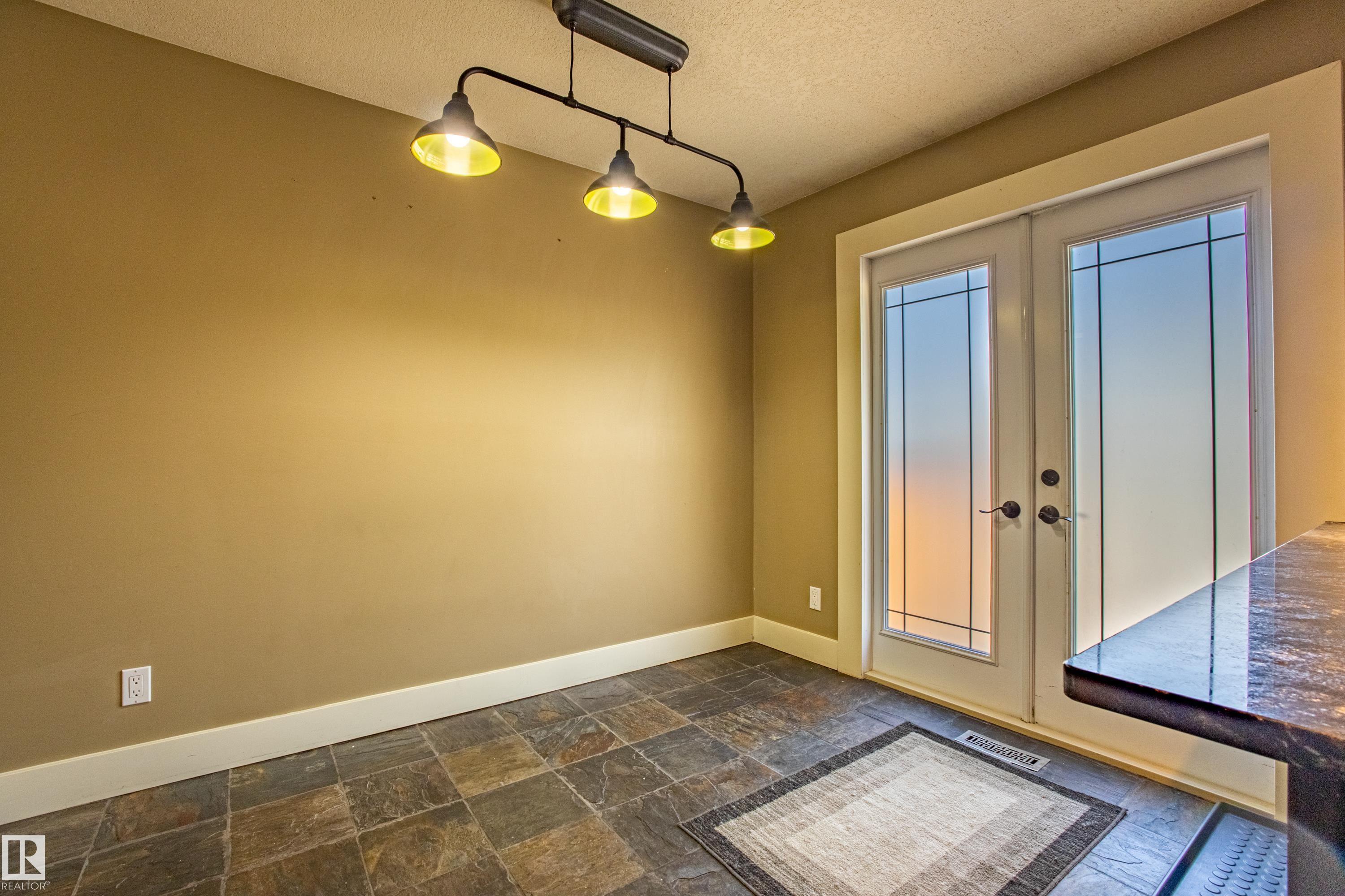 Photo 11 at 18 Lockhart Drive, Lacombe Park, St. Albert