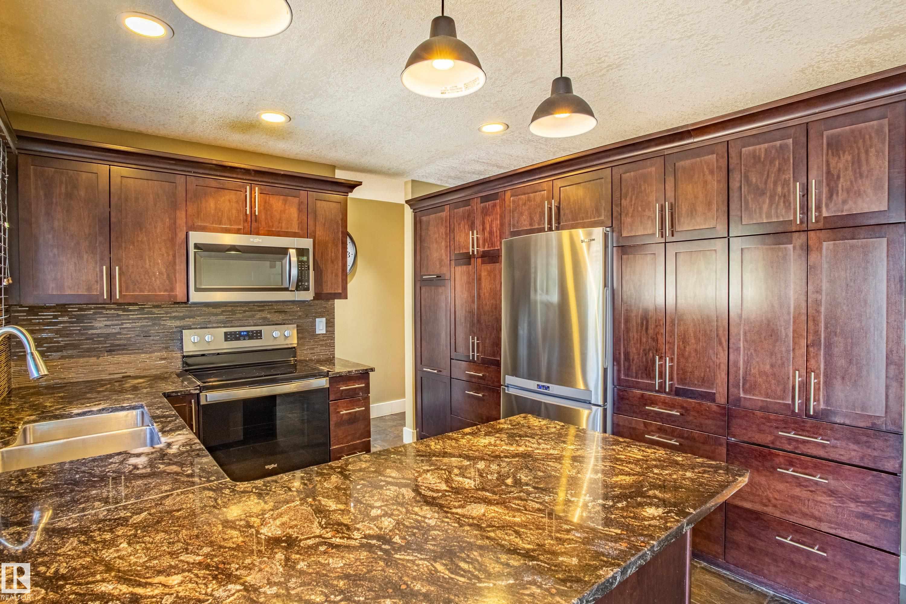 Photo 15 at 18 Lockhart Drive, Lacombe Park, St. Albert