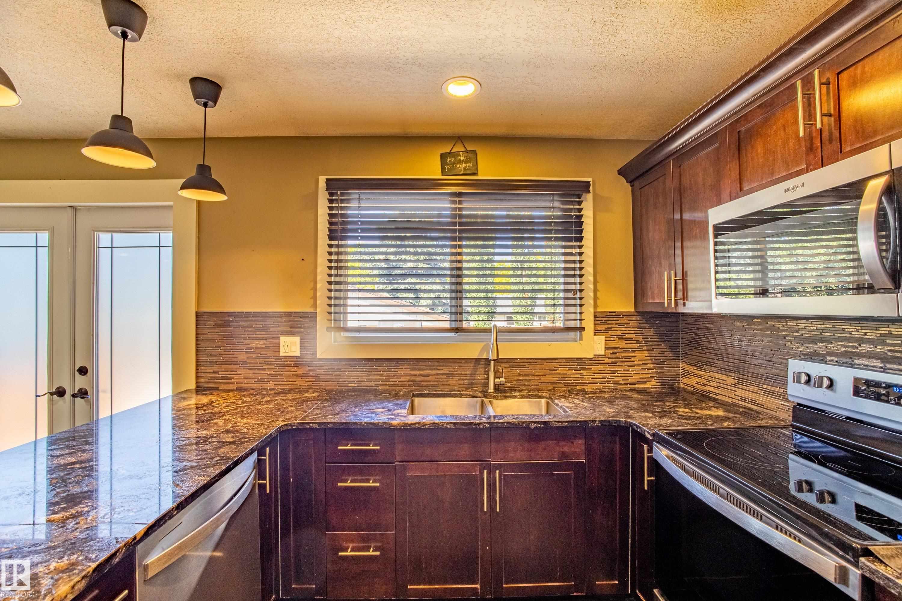 Photo 16 at 18 Lockhart Drive, Lacombe Park, St. Albert