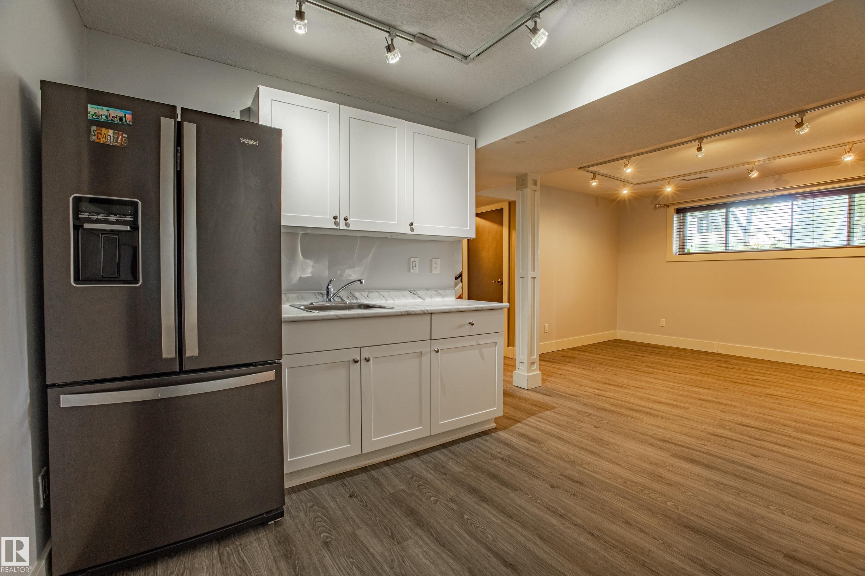 Photo 38 at 18 Lockhart Drive, Lacombe Park, St. Albert