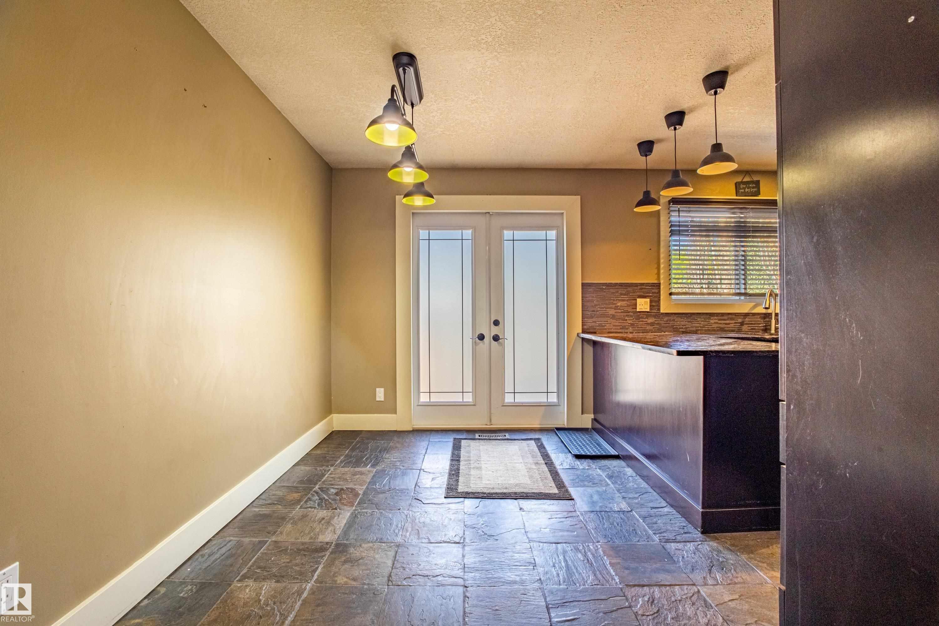 Photo 8 at 18 Lockhart Drive, Lacombe Park, St. Albert