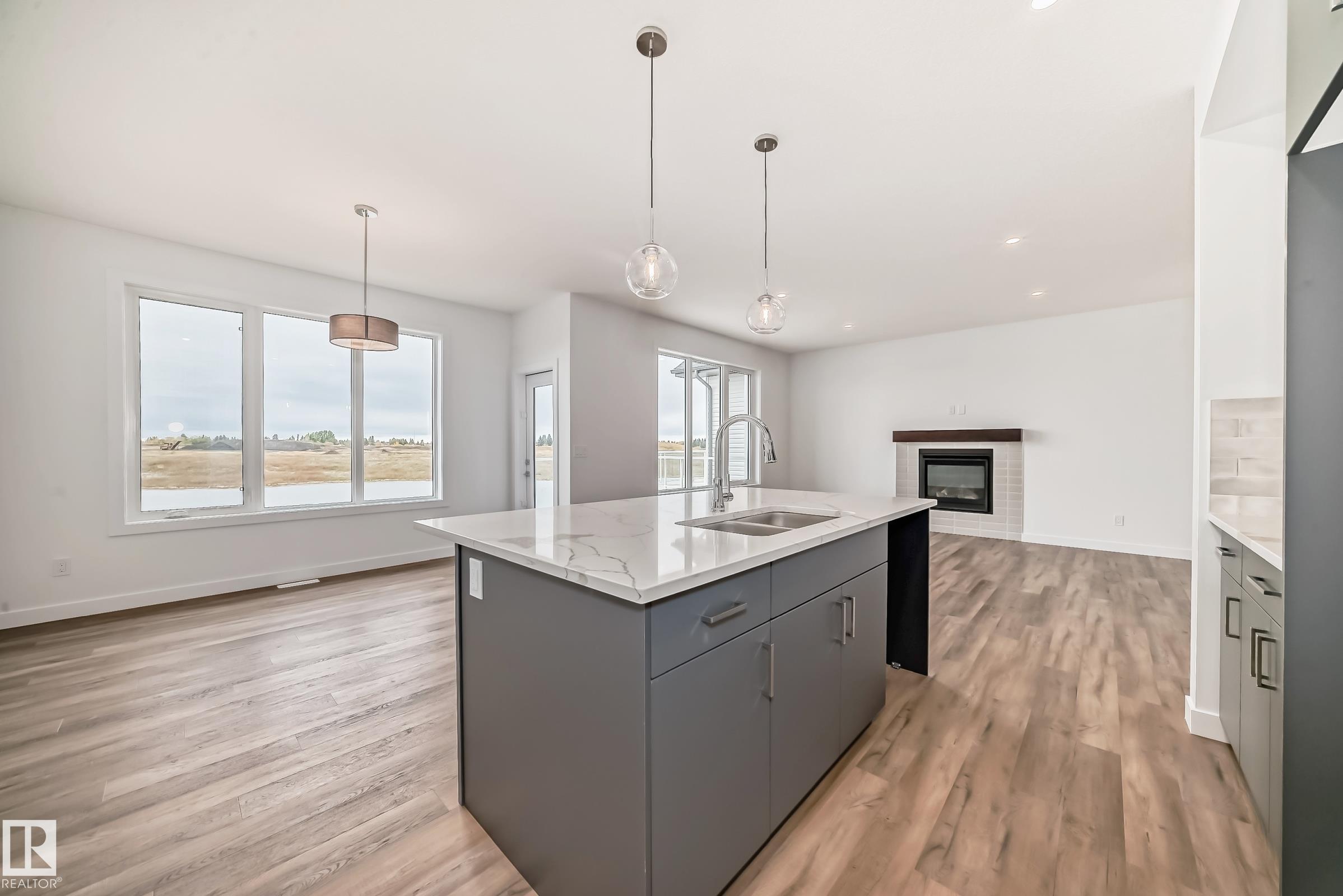 Photo 14 at 10226 92a Avenue, Morinville