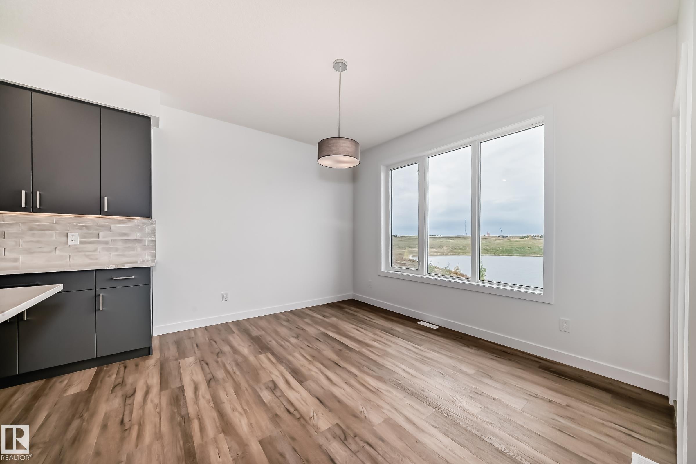 Photo 17 at 10226 92a Avenue, Morinville