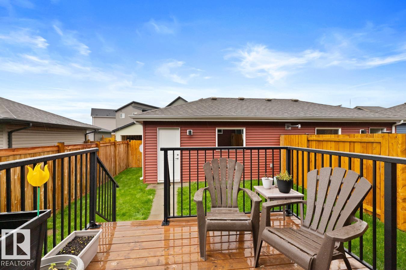 http://cdnparap120.paragonrels.com/ParagonImages/Property/p12/RAE/225371315/37/0/0/17be7297b66c0123ae90f6051c9584b3/1/f70bacdc884b9e99bc53edfbe66f3b00/225371315-bfb1cba4-ab1e-4f94-8f32-c2e0345ba264.JPG