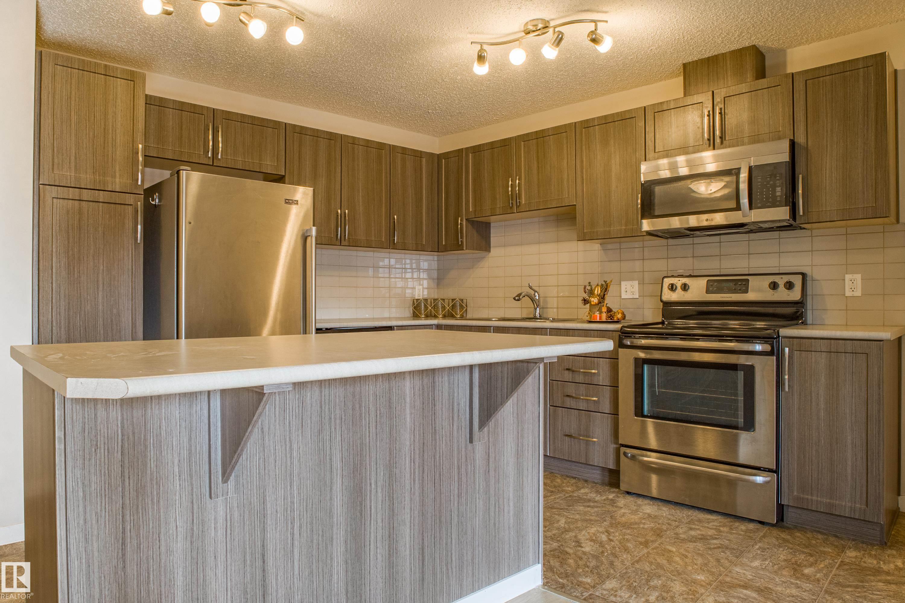 Photo 3 at 211 - 1820 Rutherford Road SW, Rutherford, Edmonton