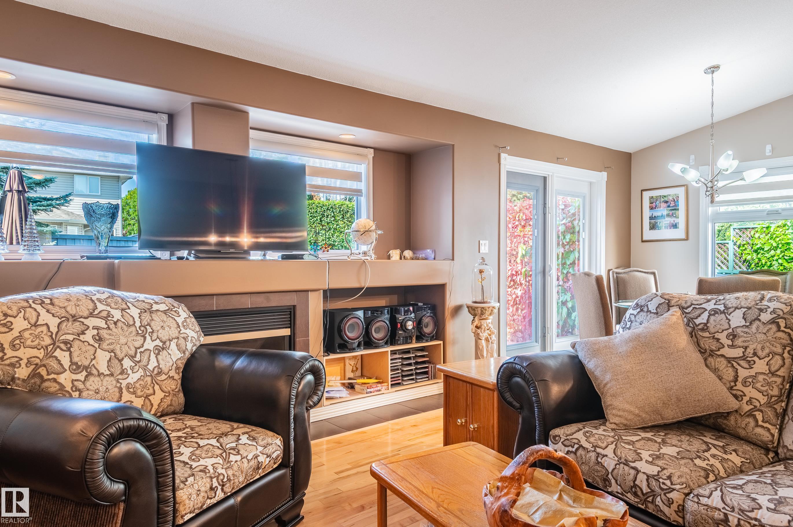 Photo 14 at 28 Oakdale Place, Oakmont, St. Albert