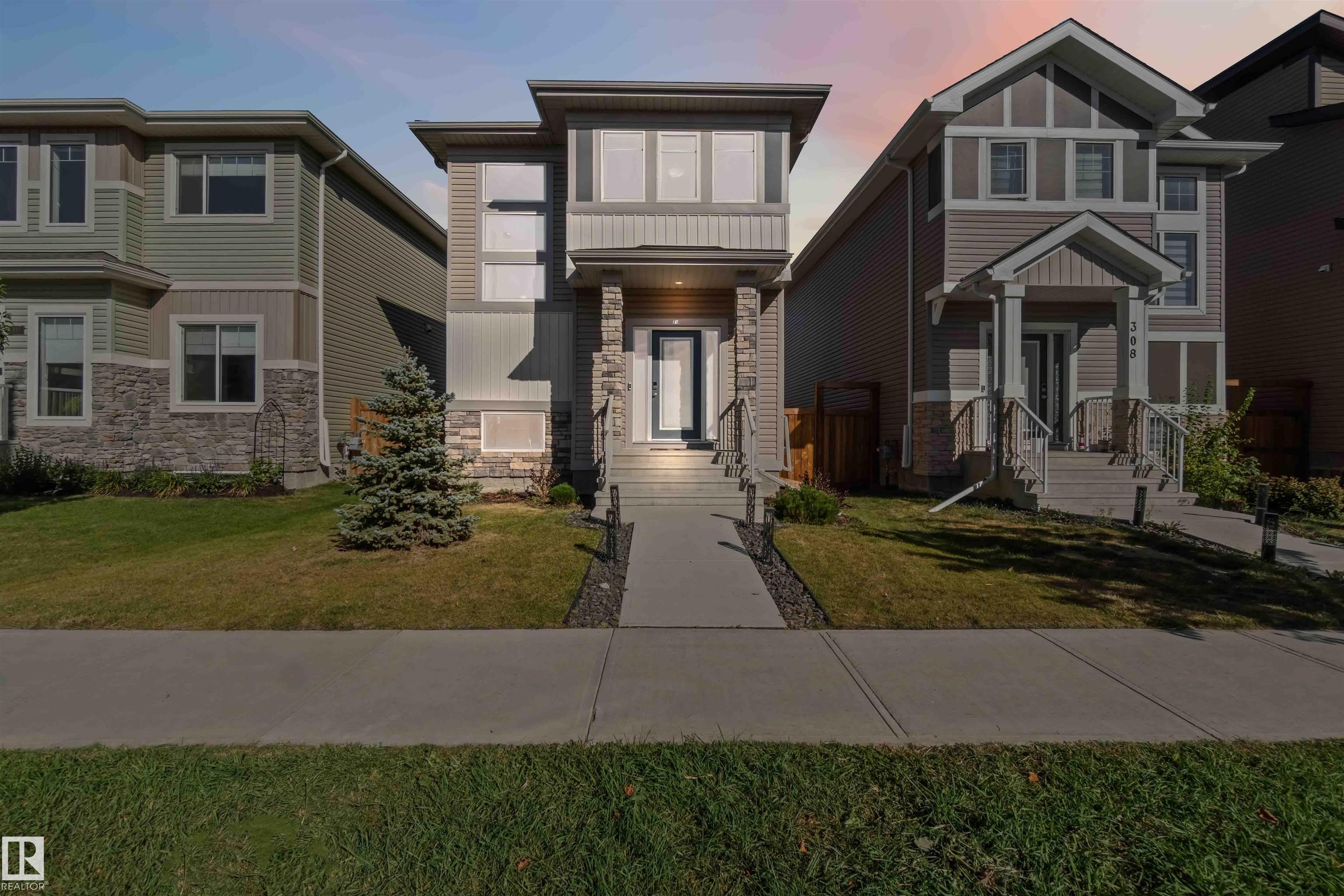 310 Balsam Link, Woodbend, Leduc 