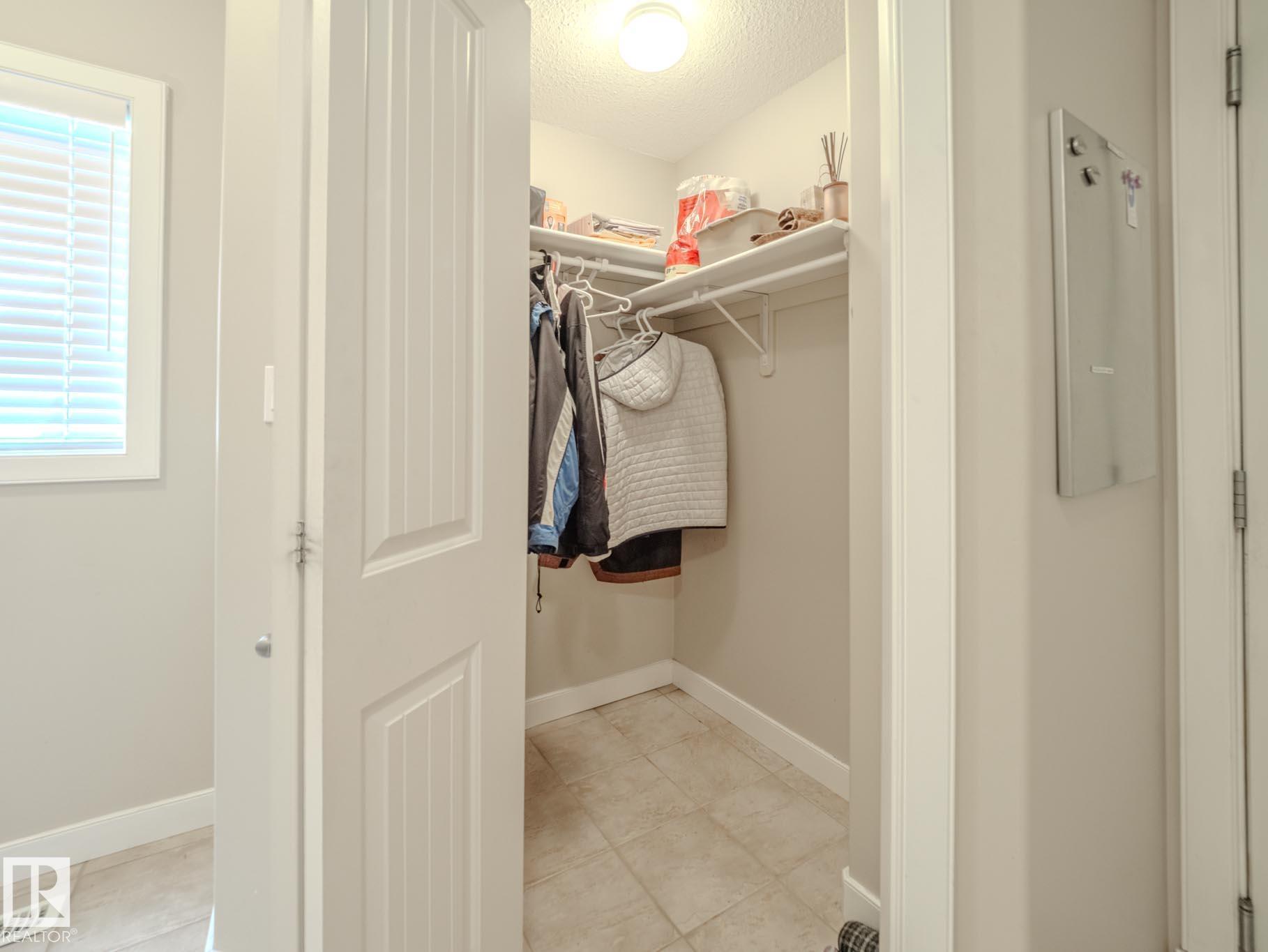 Photo 36 at 5307 61 Street, Eaglemont Heights, Beaumont