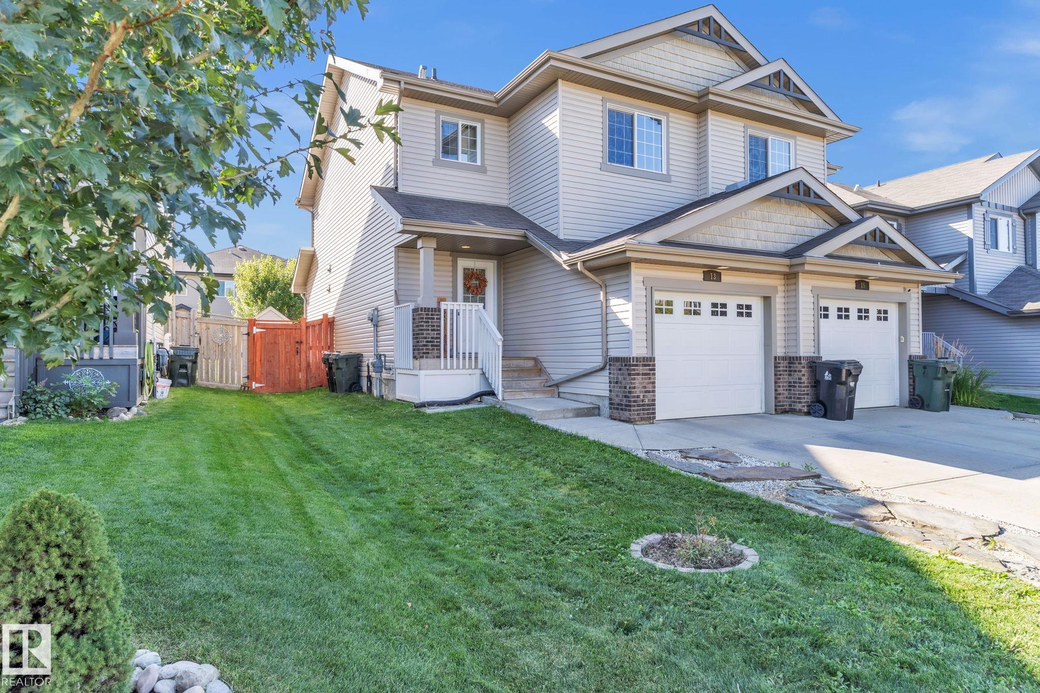 Photo 2 at 13 Springwood Way, Spruce Ridge, Spruce Grove