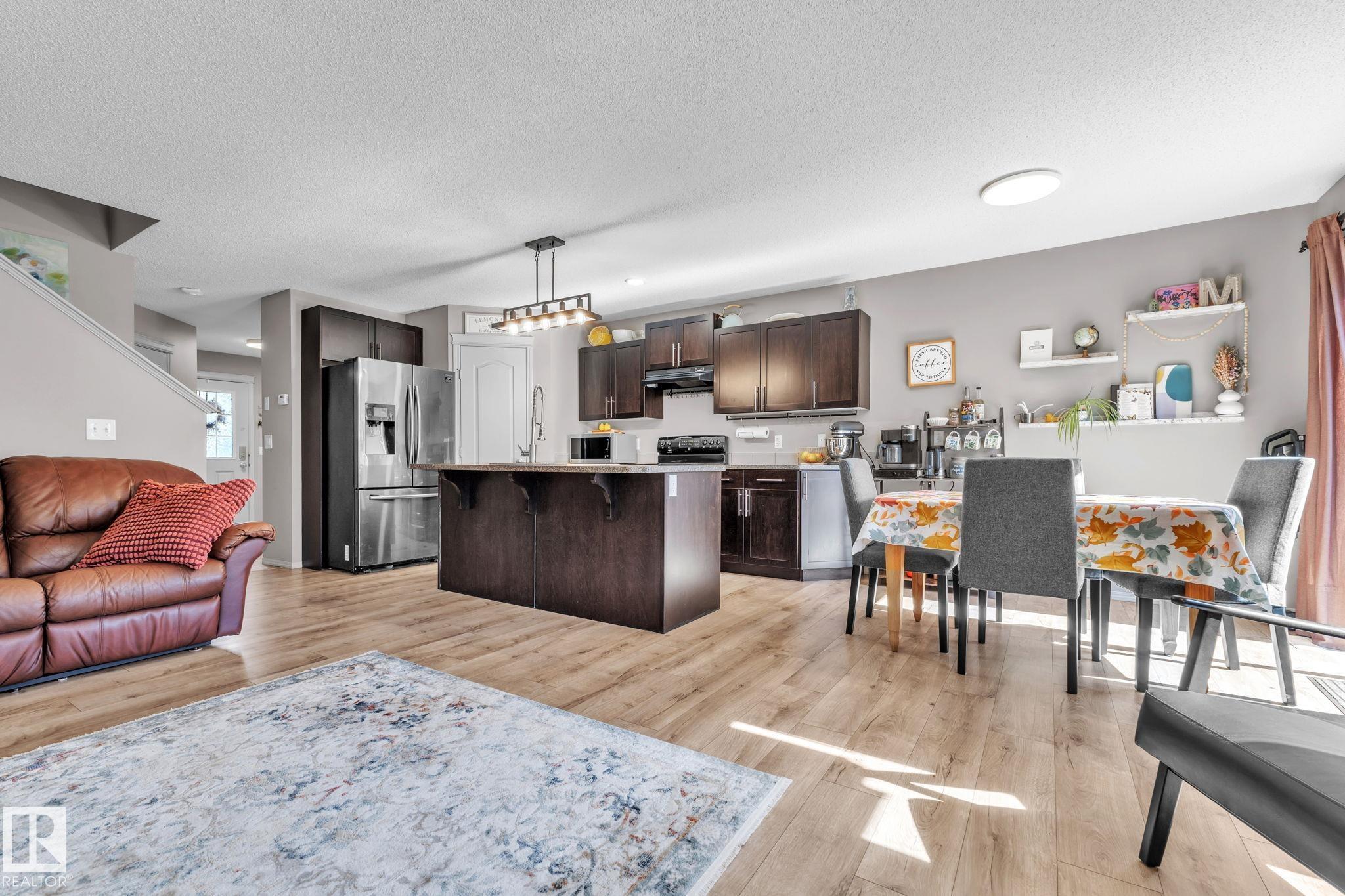 Photo 8 at 13 Springwood Way, Spruce Ridge, Spruce Grove