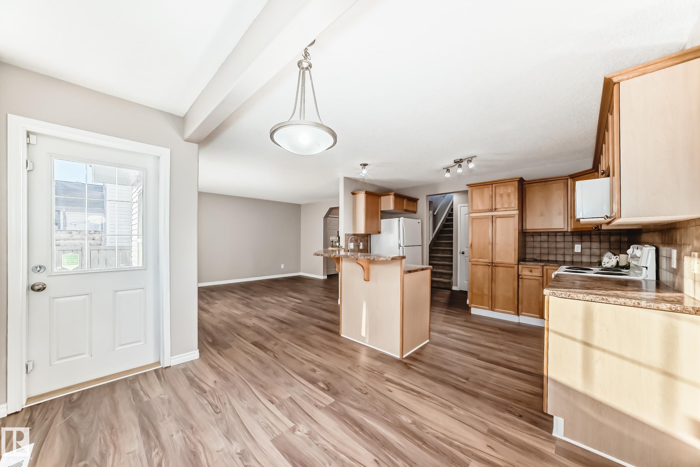 Photo 17 at 14 Spring Gate, Spruce Ridge, Spruce Grove