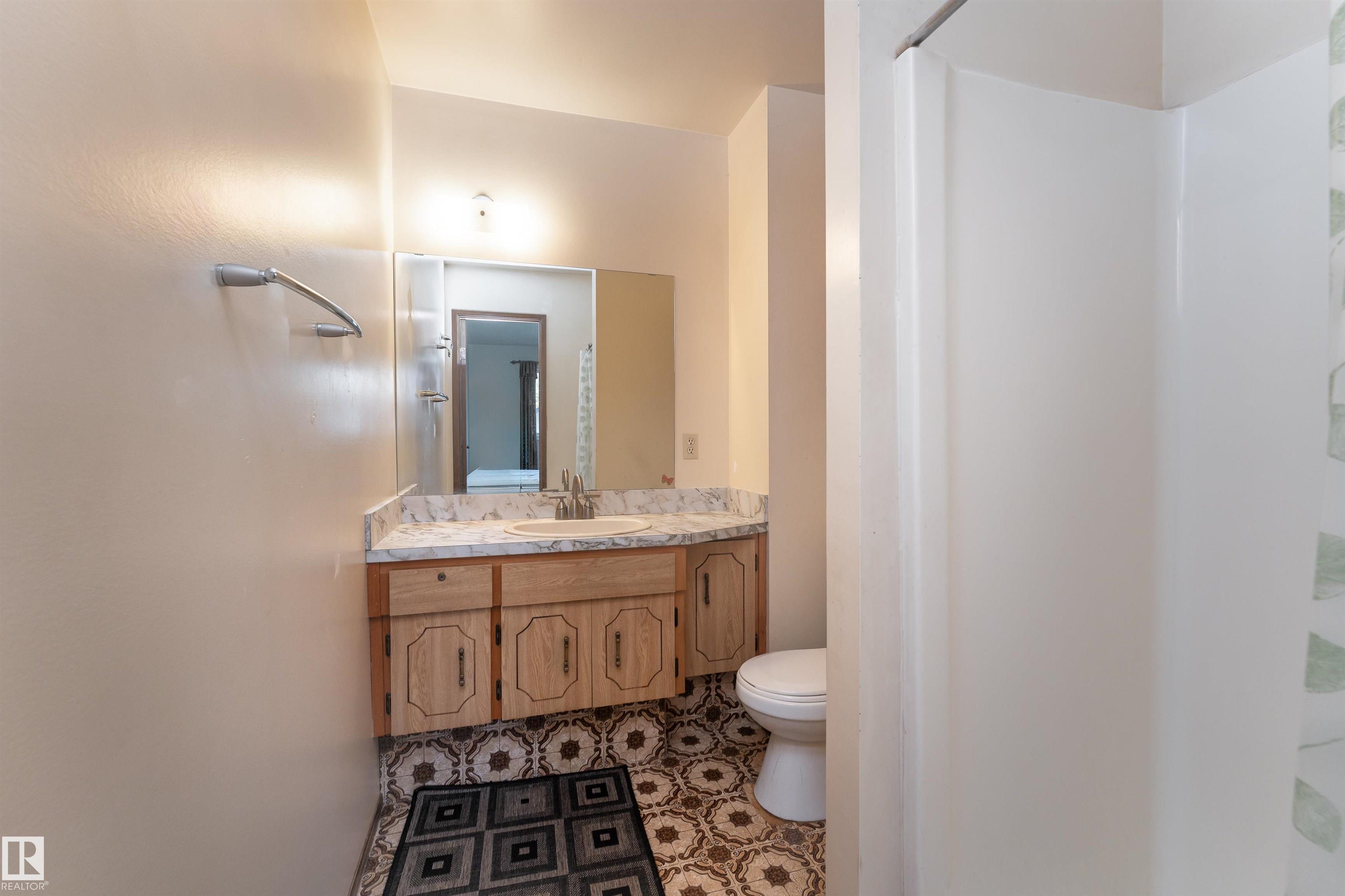 Photo 14 at 4114 43b Avenue, South Park, Leduc
