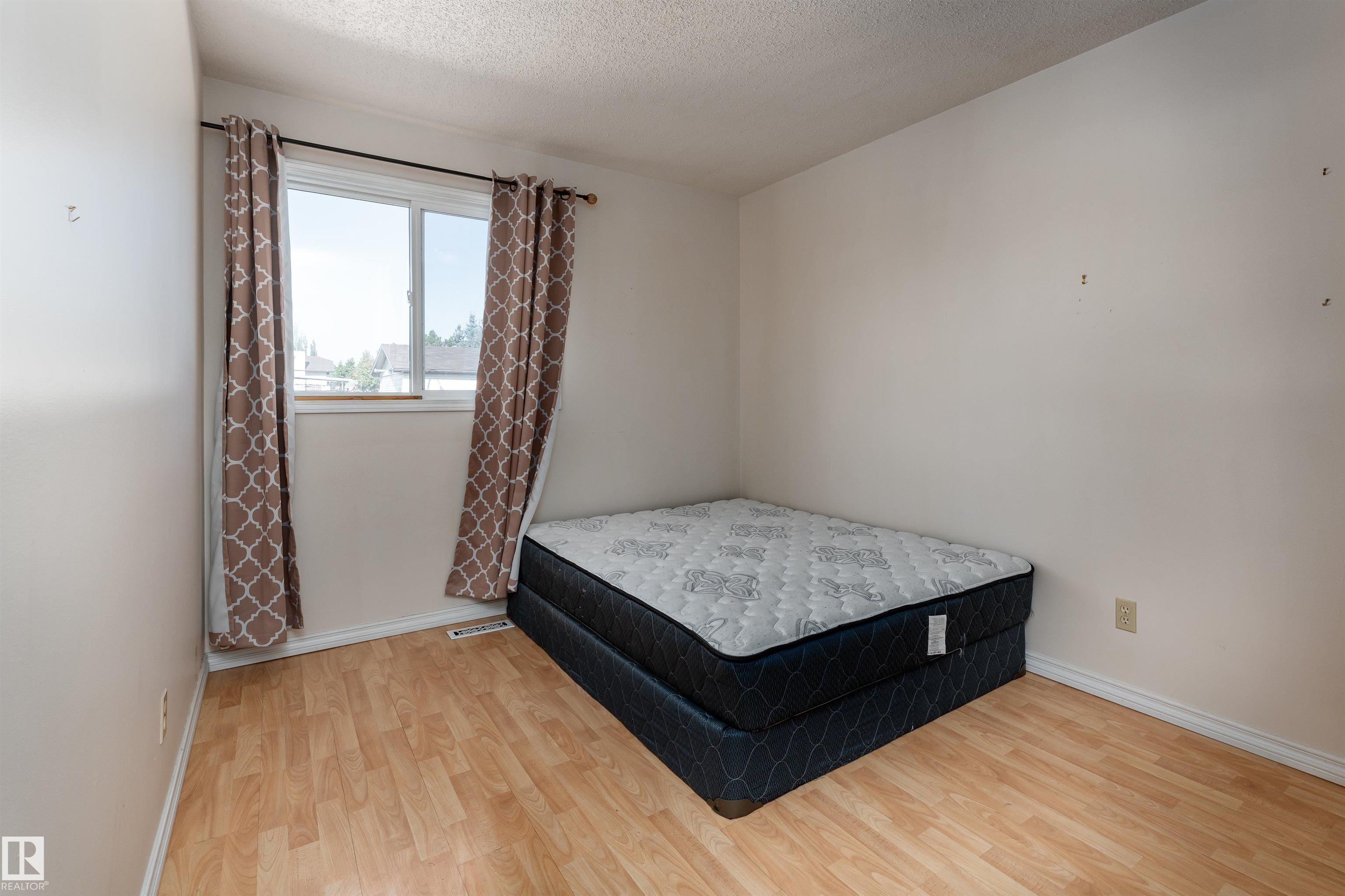 Photo 18 at 4114 43b Avenue, South Park, Leduc
