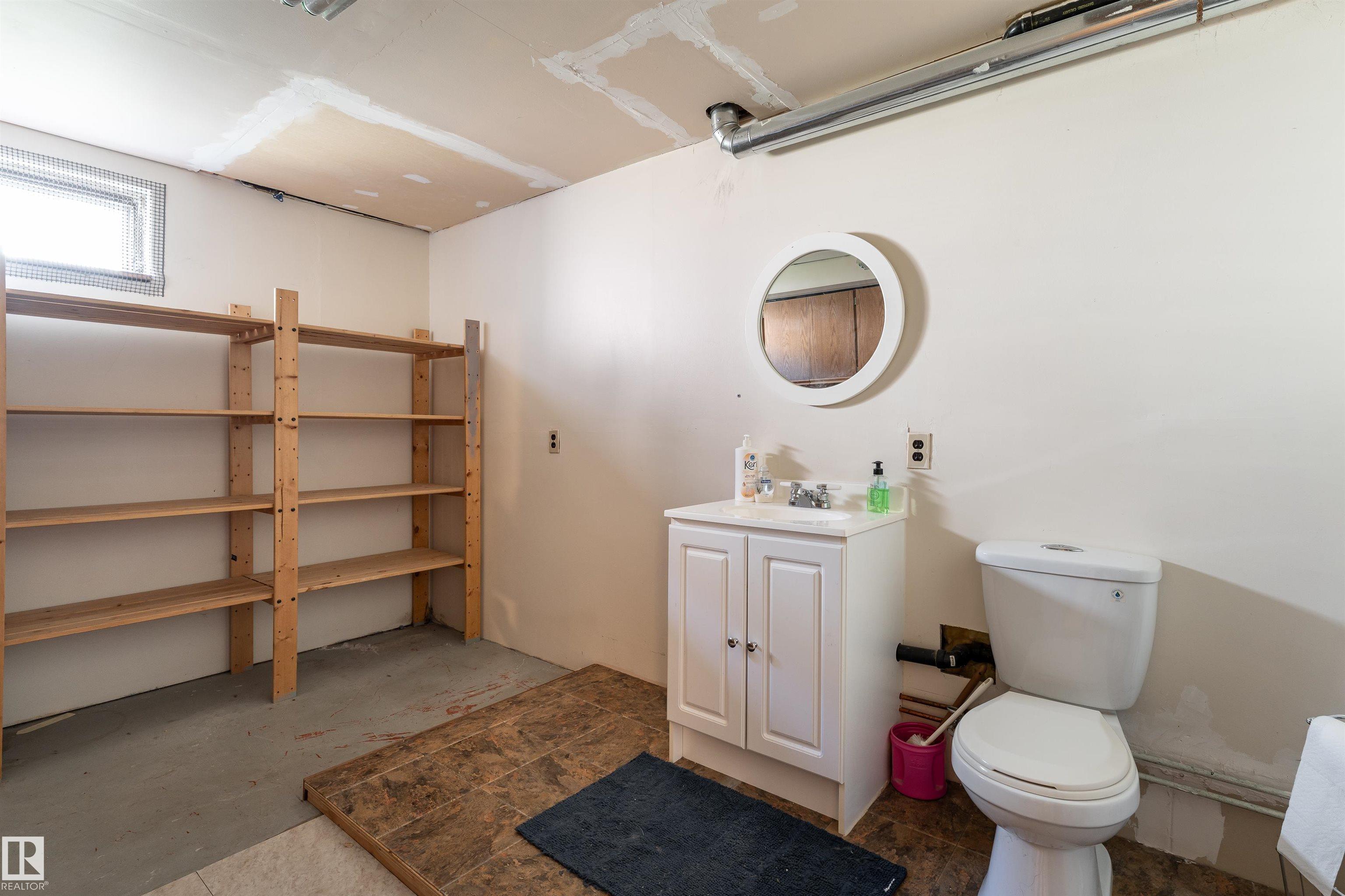 Photo 26 at 4114 43b Avenue, South Park, Leduc
