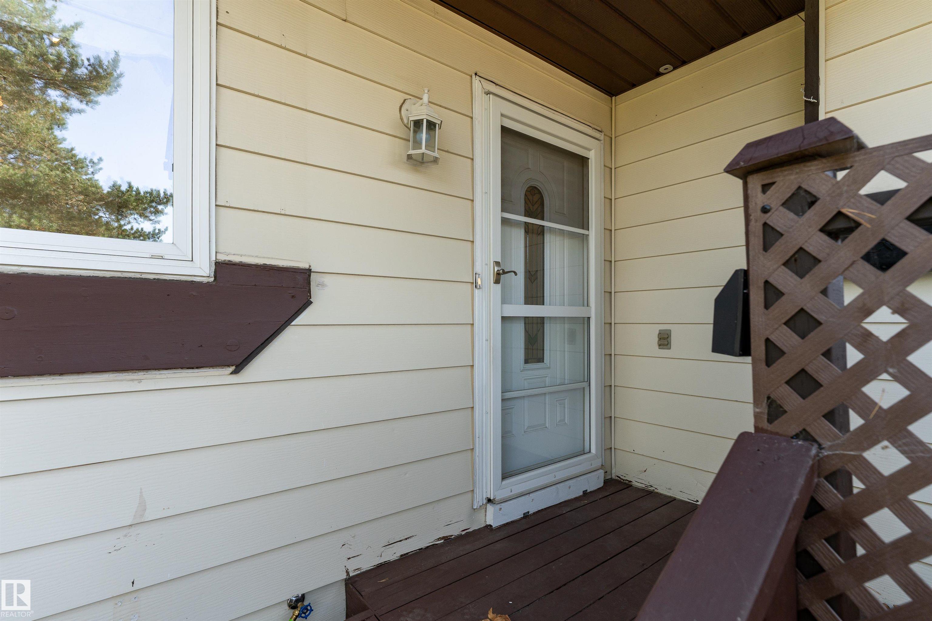 Photo 28 at 4114 43b Avenue, South Park, Leduc