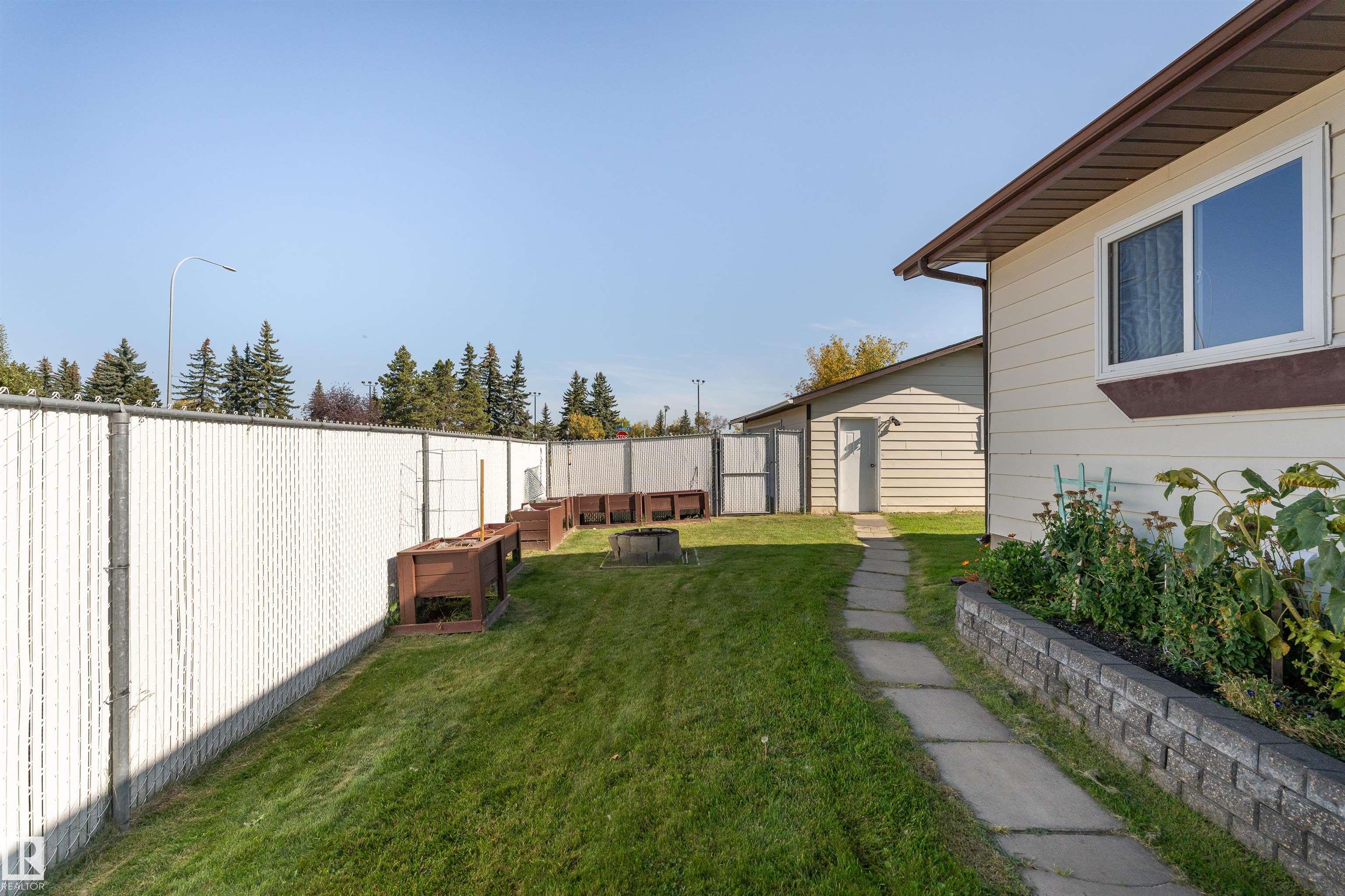 Photo 31 at 4114 43b Avenue, South Park, Leduc