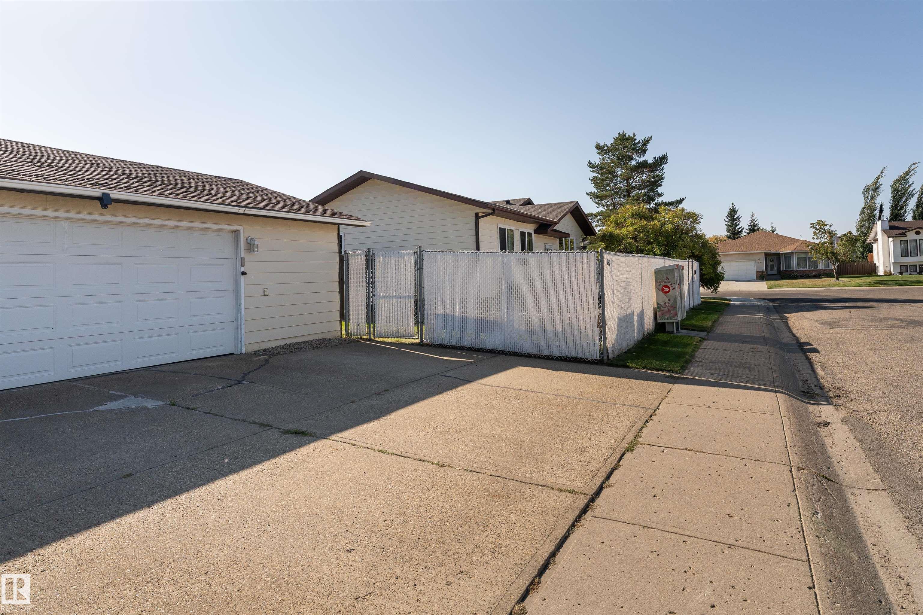 Photo 37 at 4114 43b Avenue, South Park, Leduc