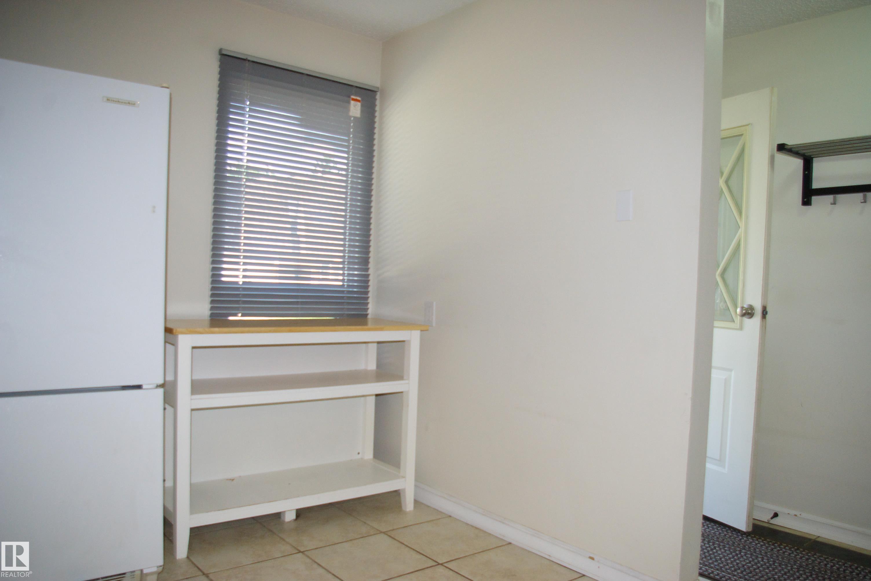 Photo 11 at 30 Greenfield Estates, Grandin, St. Albert