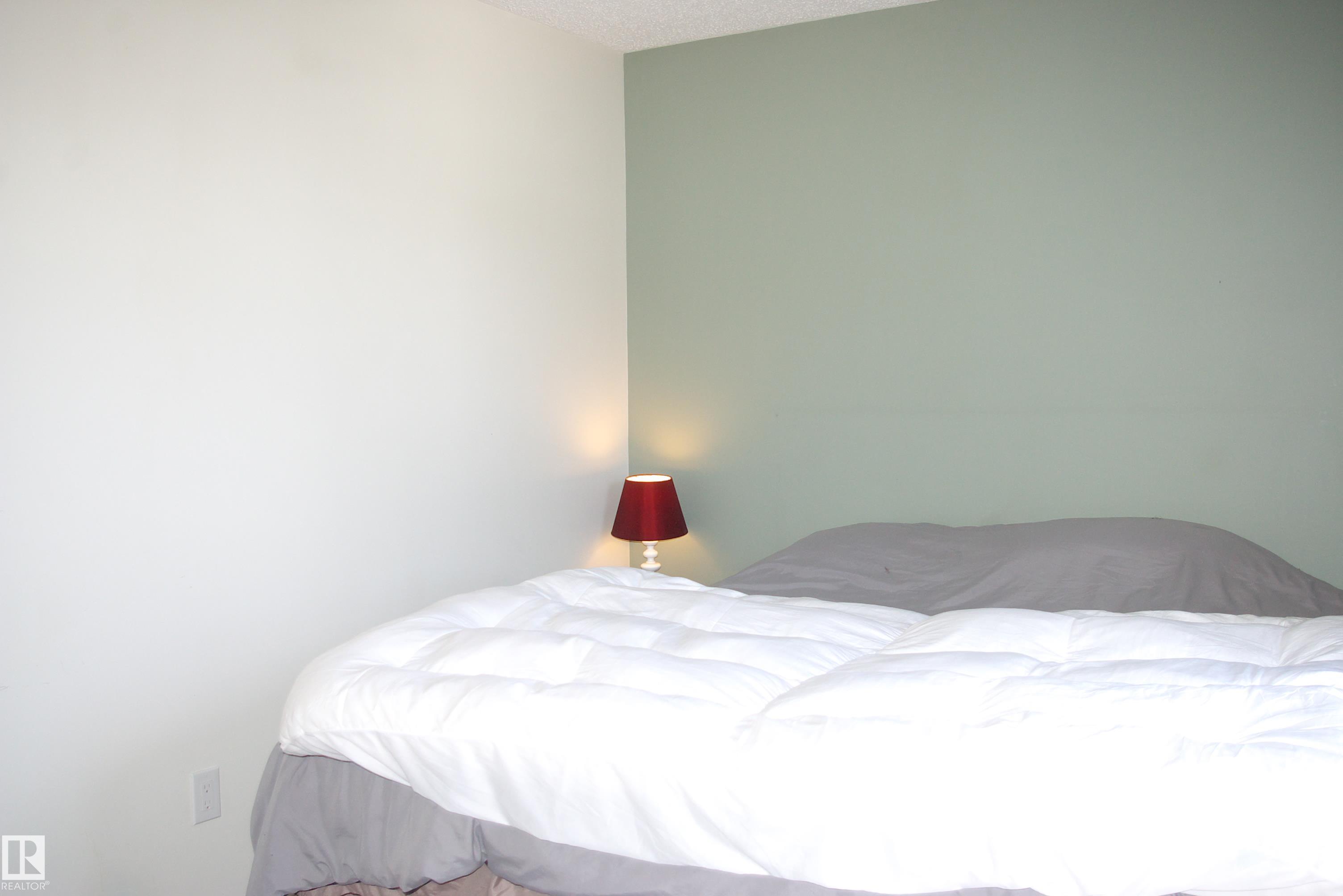 Photo 14 at 30 Greenfield Estates, Grandin, St. Albert