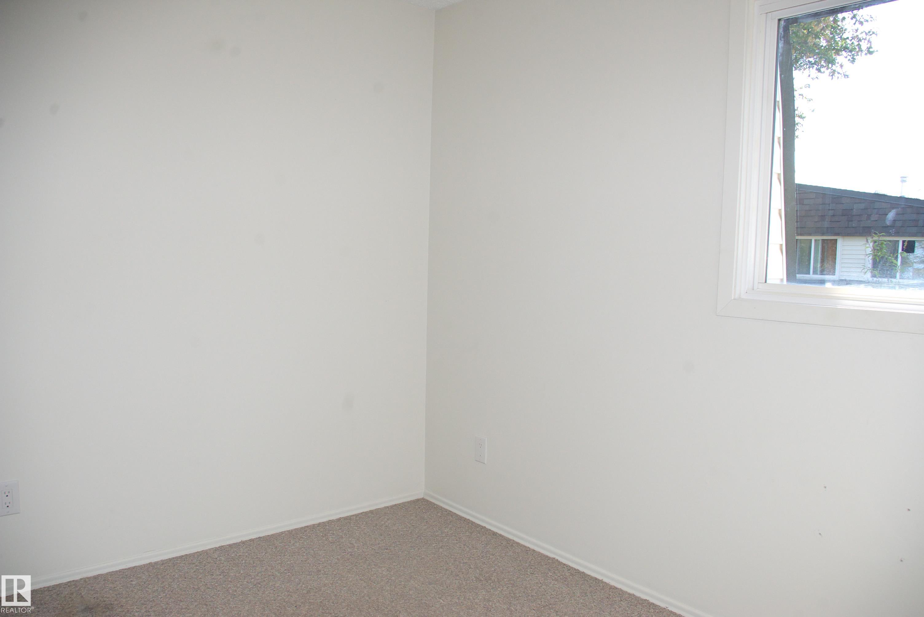 Photo 23 at 30 Greenfield Estates, Grandin, St. Albert
