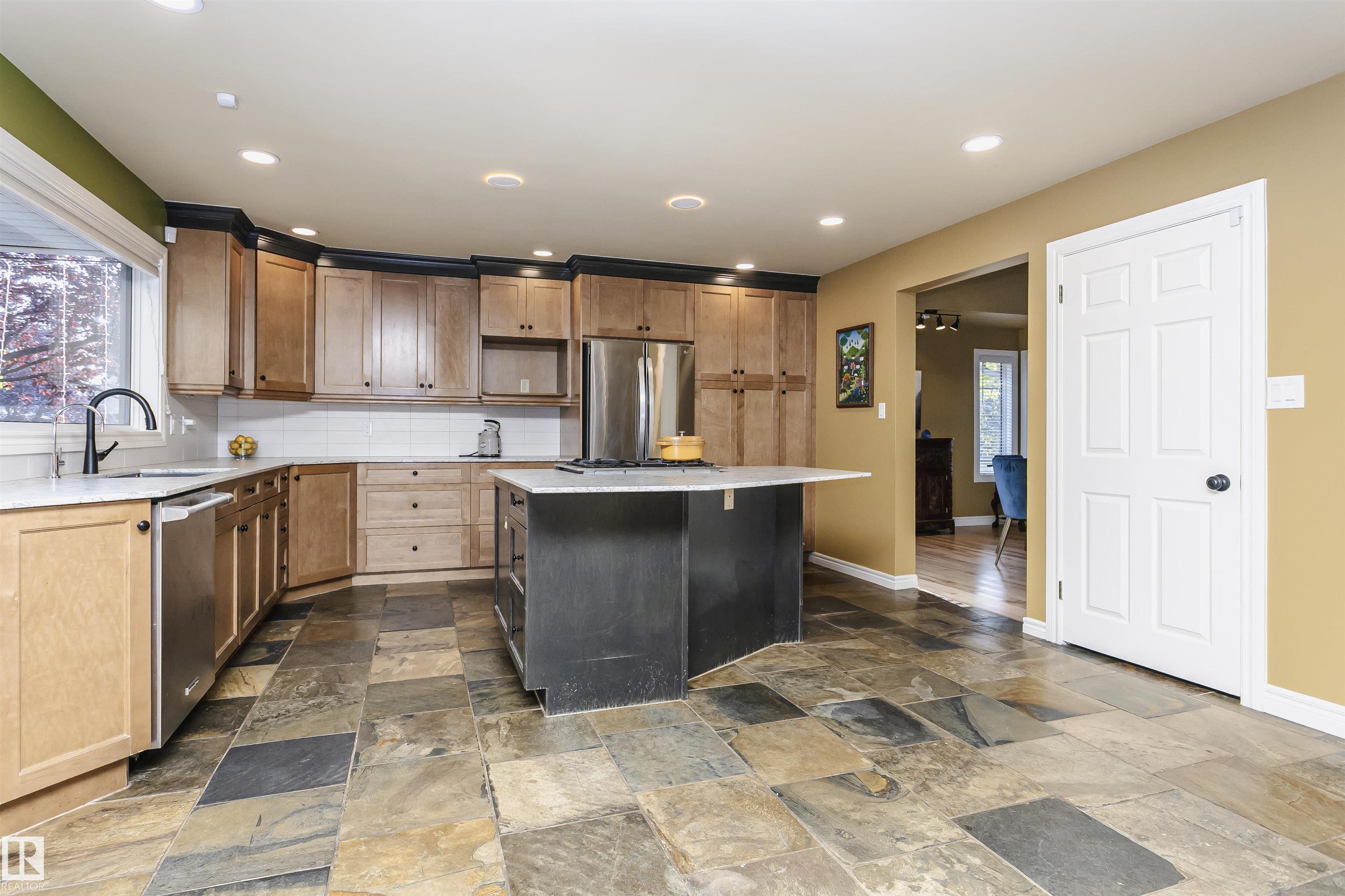 Photo 15 at 15104 42 Avenue NW, Ramsay Heights, Edmonton