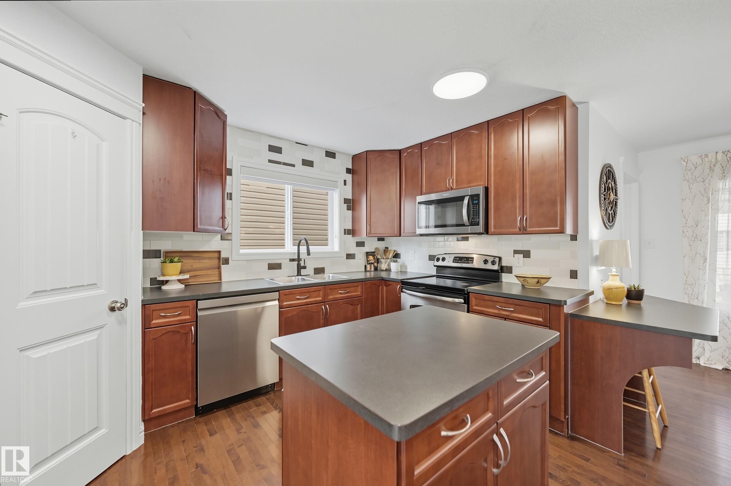 Photo 6 at 254 Suncrest Road, Summerwood, Sherwood Park