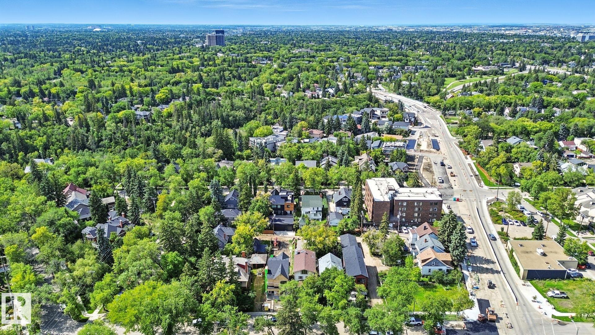 http://cdnparap120.paragonrels.com/ParagonImages/Property/p12/RAE/225371455/41/0/0/73b1011476b02969353e81a0a9bc6e5d/1/1bf2973763e84e8a2f64030b4046766c/225371455-d66ee968-ac54-4caa-98a7-6069fc4174c1.JPG