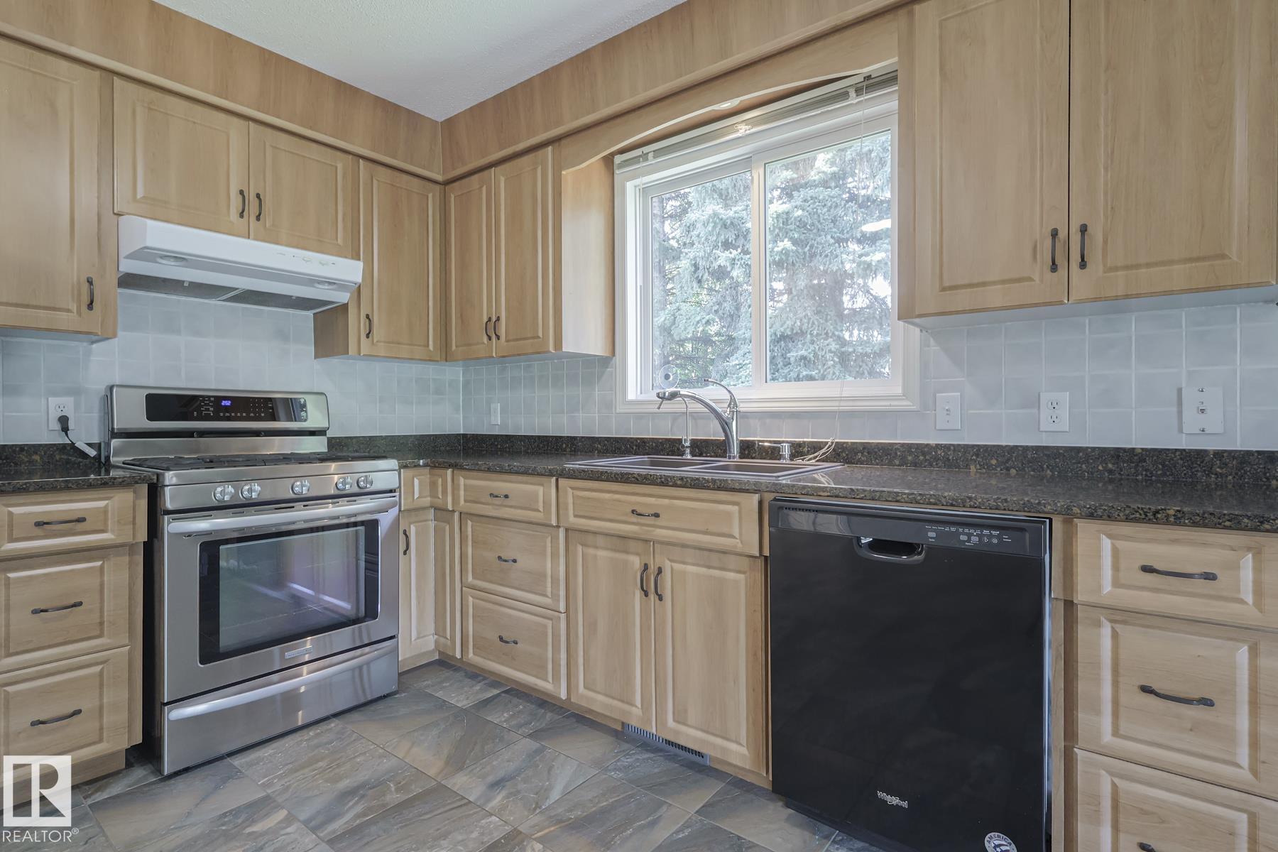 Photo 8 at 42 - 52516 Rge Road 13, Weslake Estates, Rural Parkland County