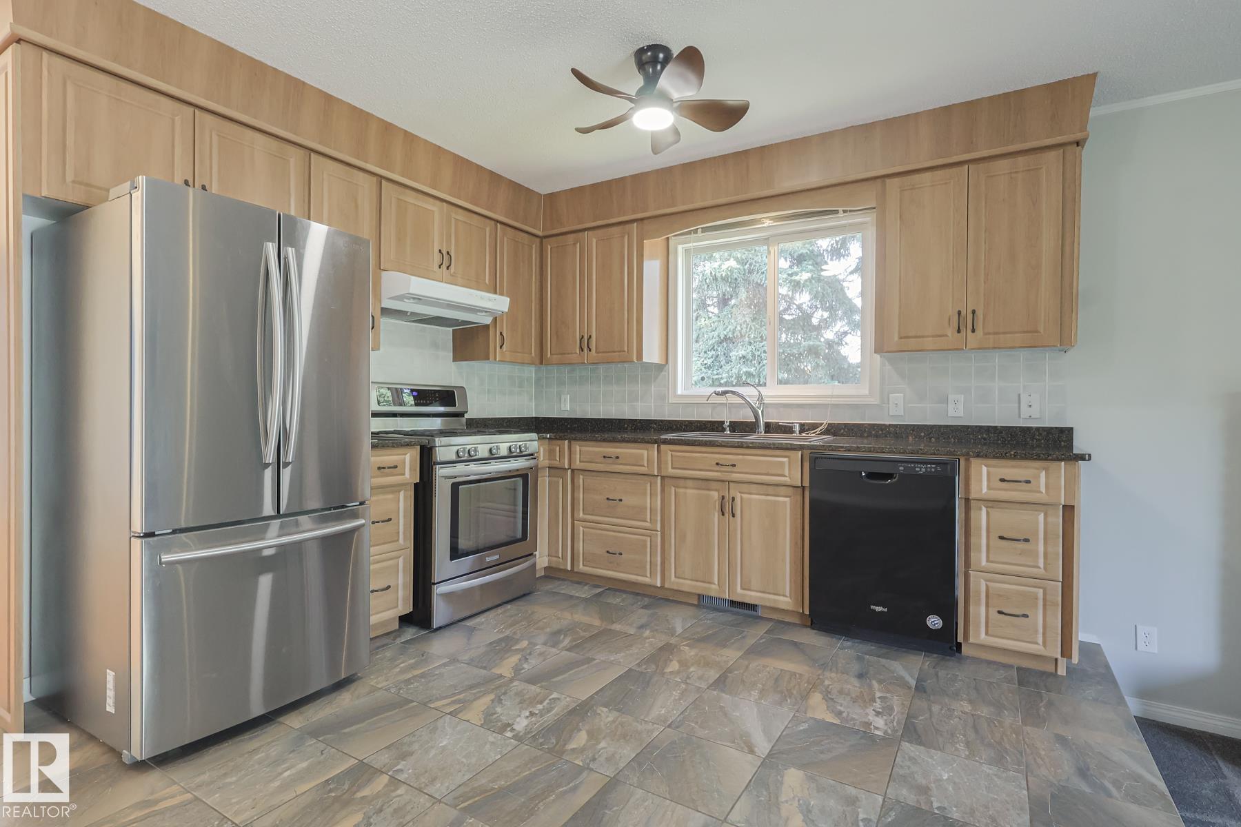 Photo 9 at 42 - 52516 Rge Road 13, Weslake Estates, Rural Parkland County