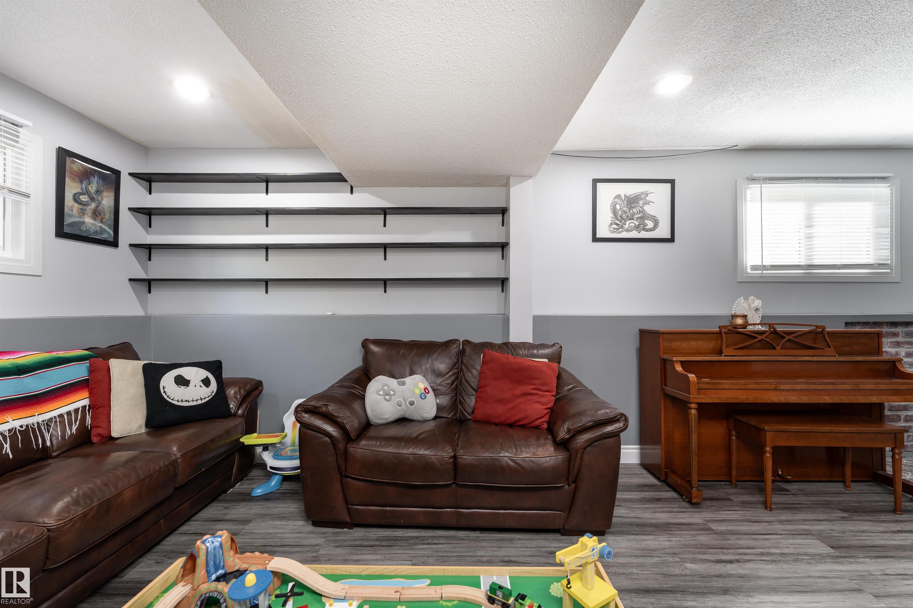 Photo 28 at 44 Mcnabb Crescent, Forest Green, Stony Plain