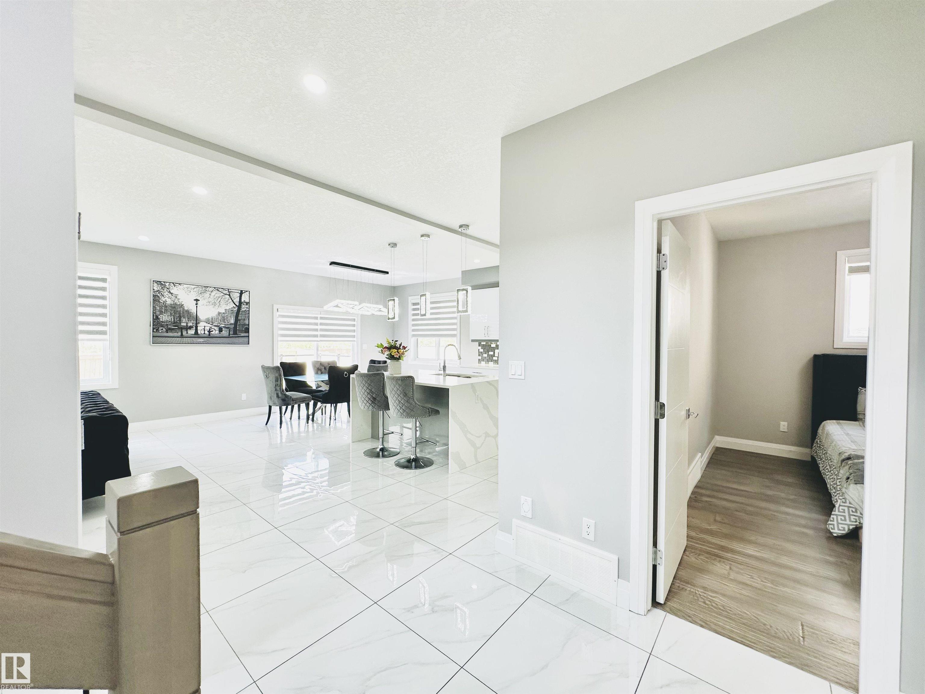 Photo 6 at 6222 172a Avenue NW, McConachie Area, Edmonton
