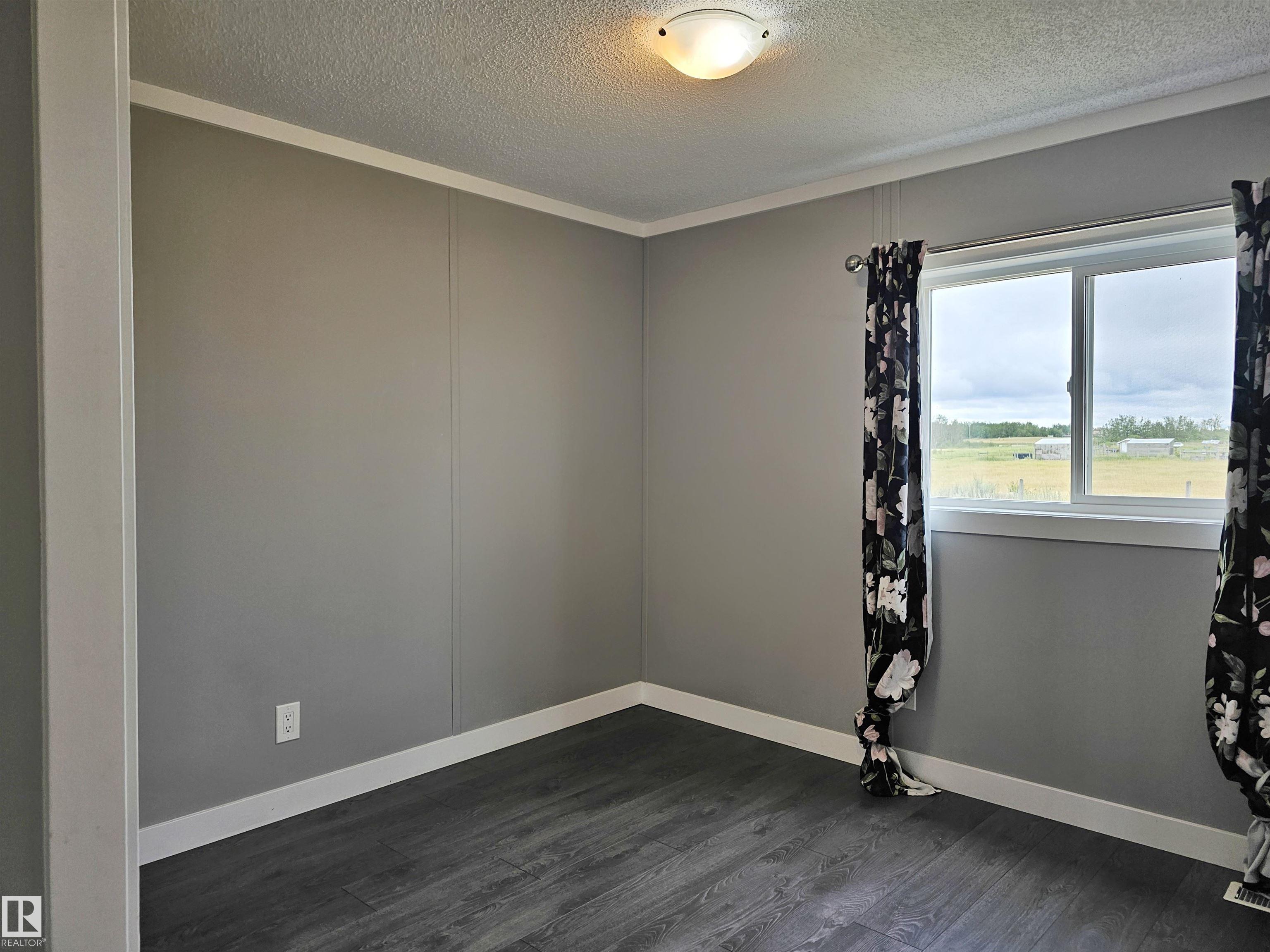 Photo 35 at 42 - Richfield Road, Clearview Acres, Rural Sturgeon County