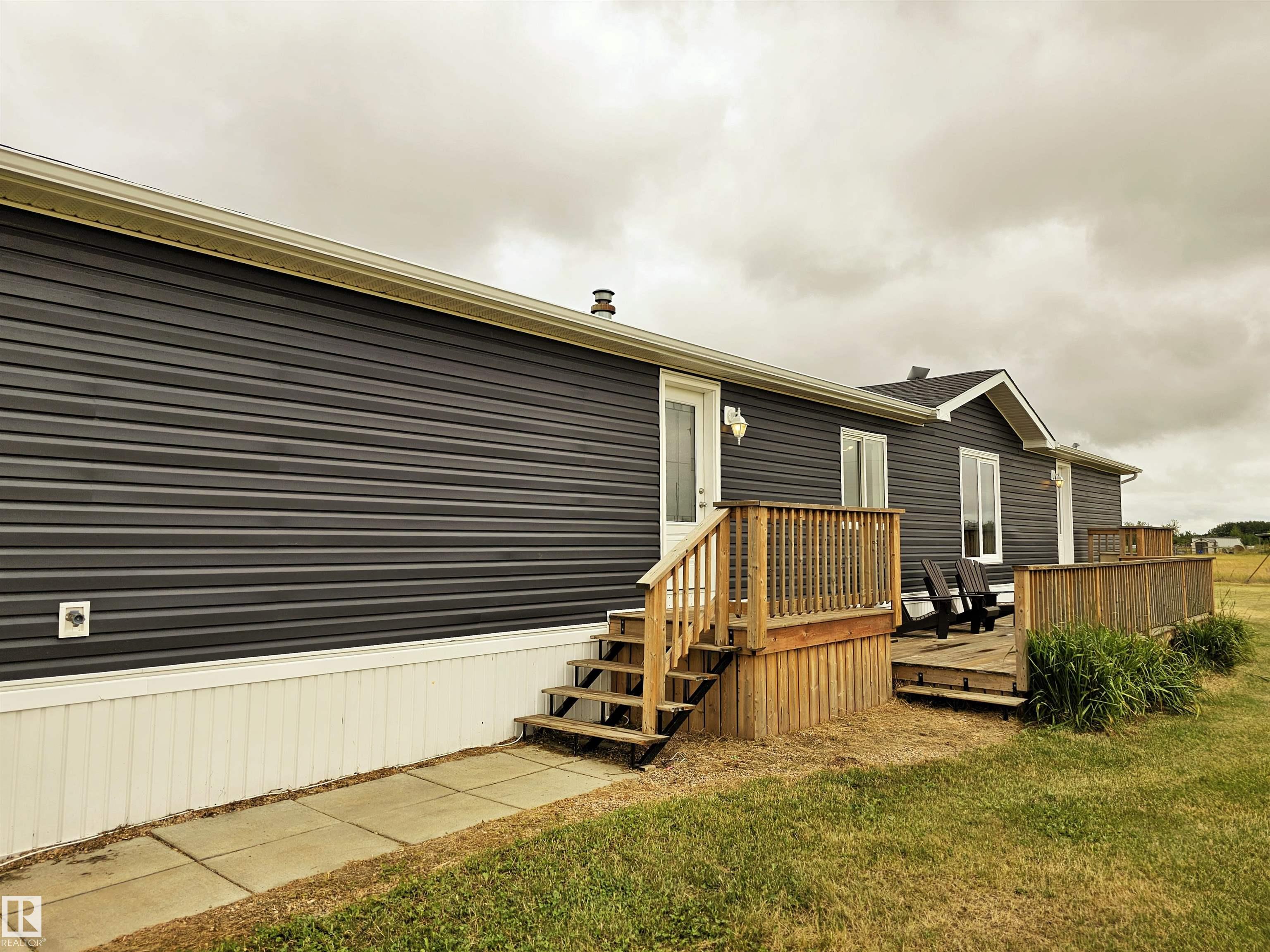 Photo 5 at 42 - Richfield Road, Clearview Acres, Rural Sturgeon County