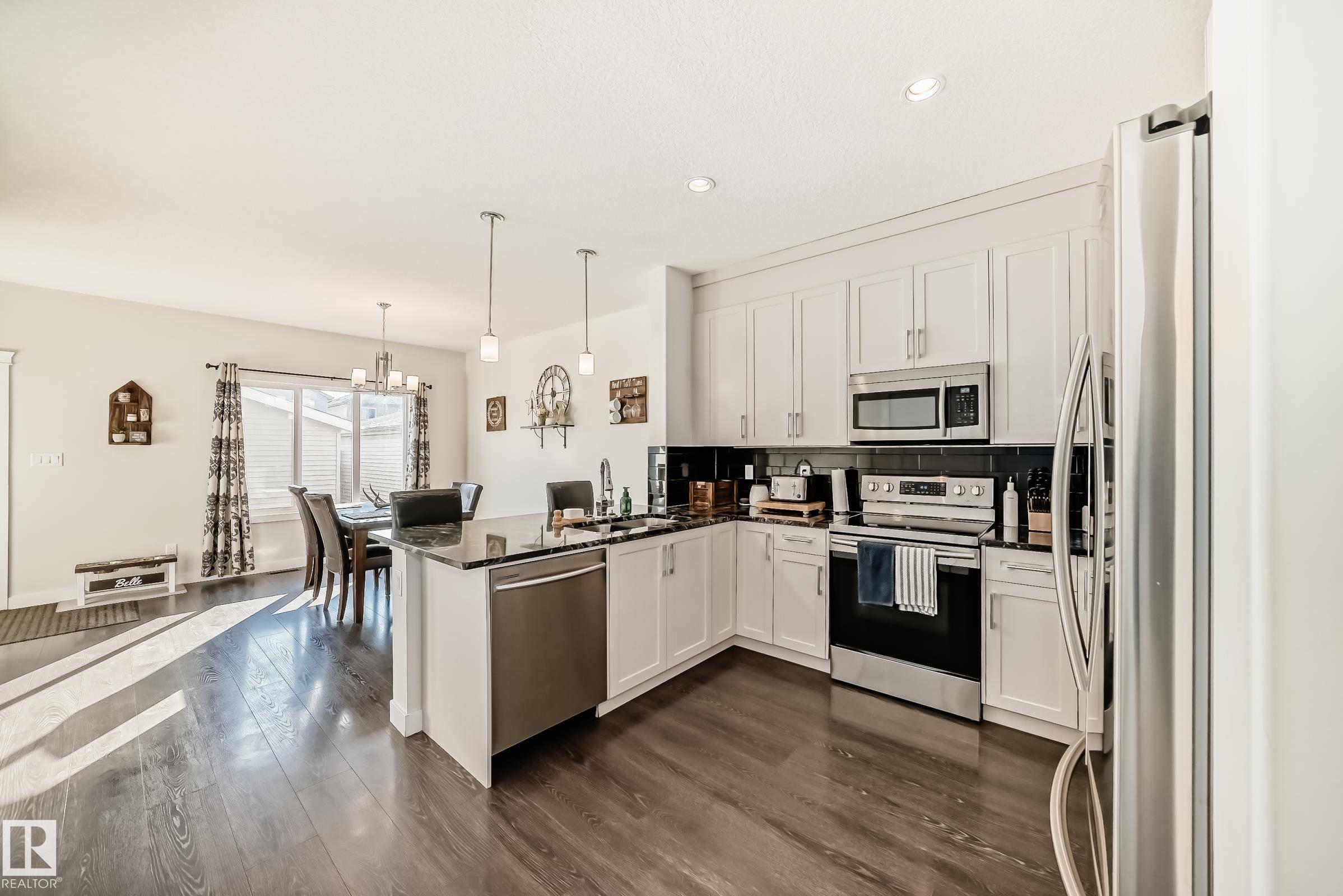 Photo 11 at 725 Berg Loop, Black Stone, Leduc