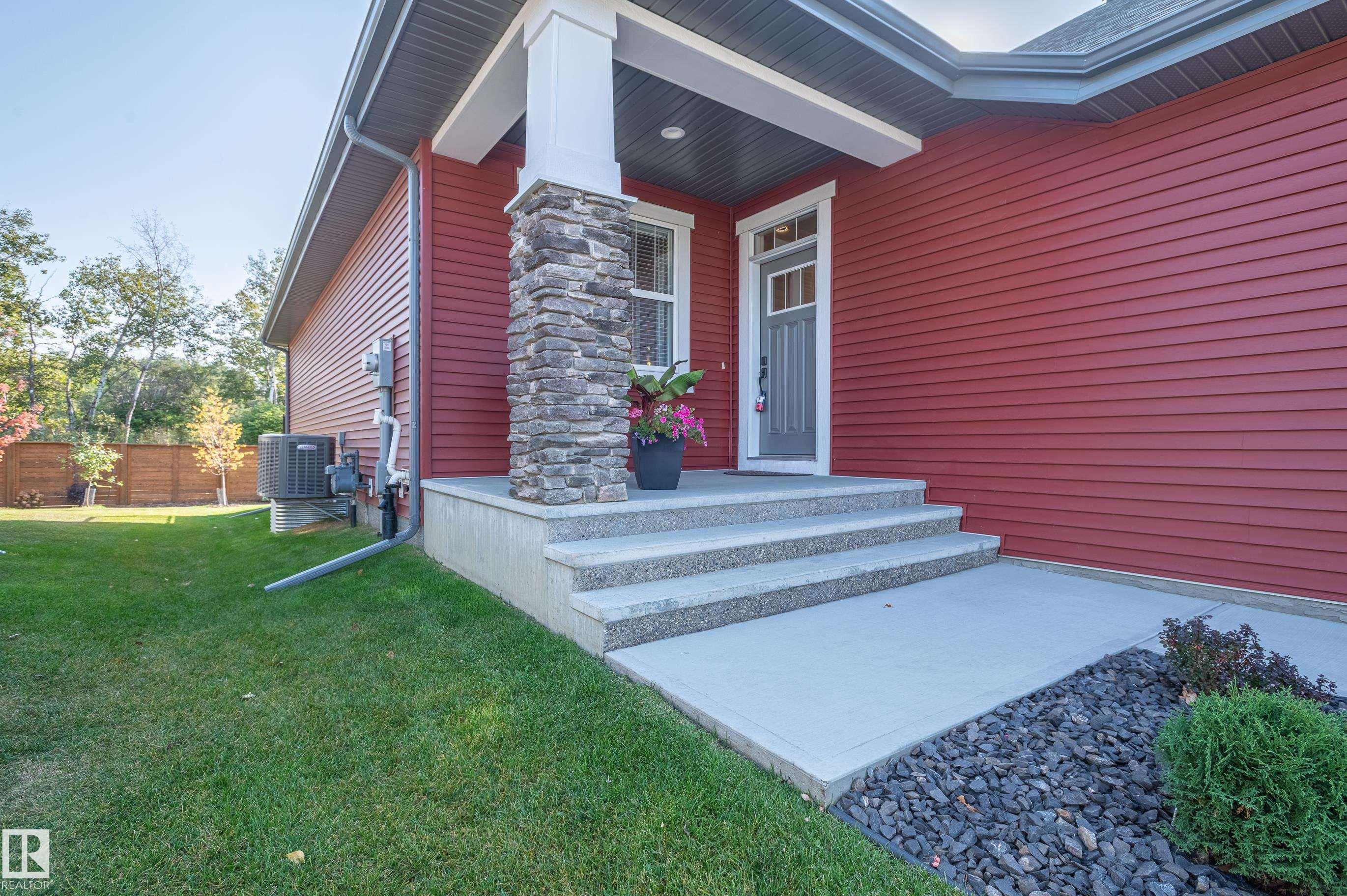 Photo 7 at 179 Redwing Wynd, Riverside, St. Albert