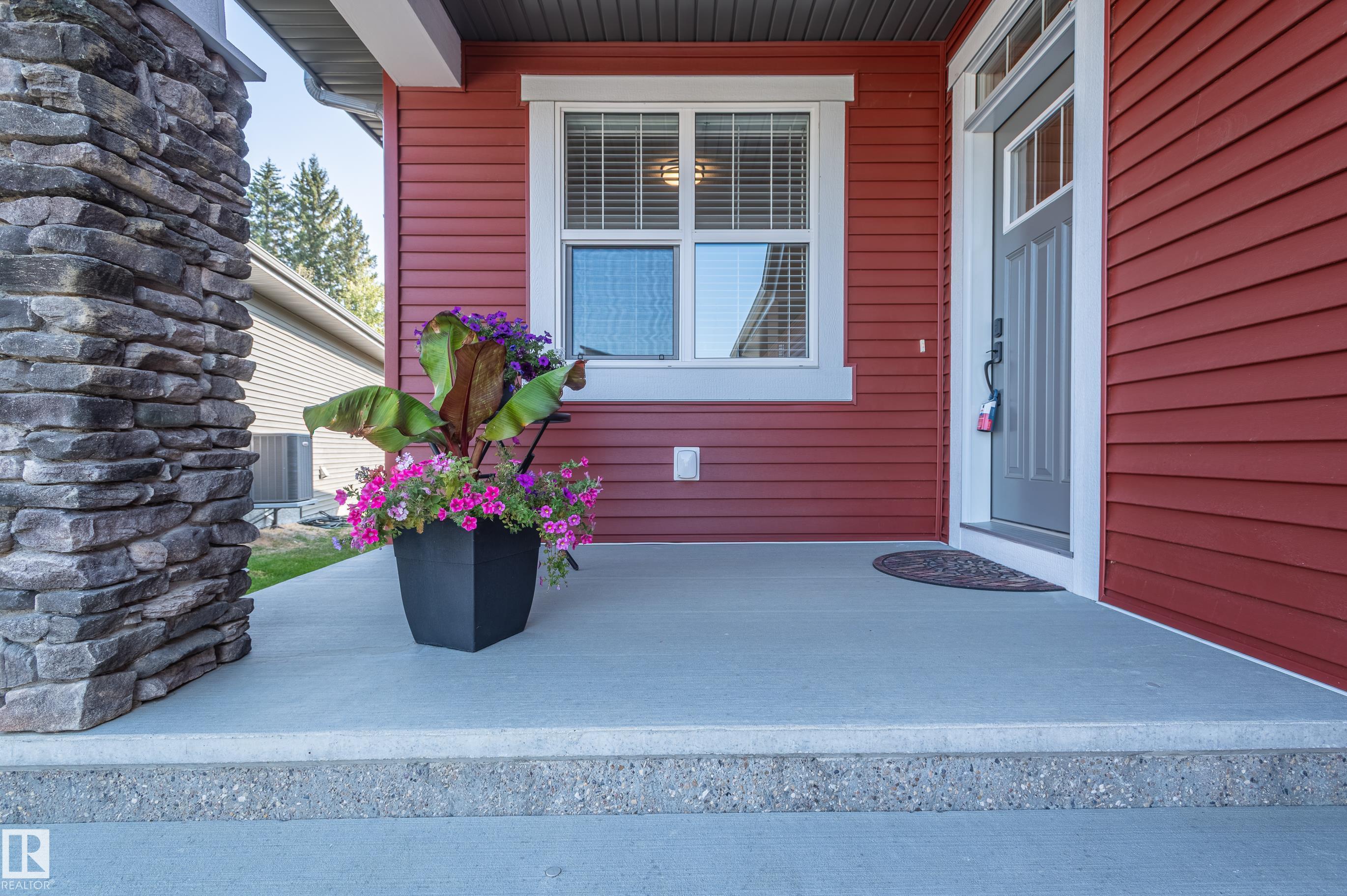 Photo 8 at 179 Redwing Wynd, Riverside, St. Albert