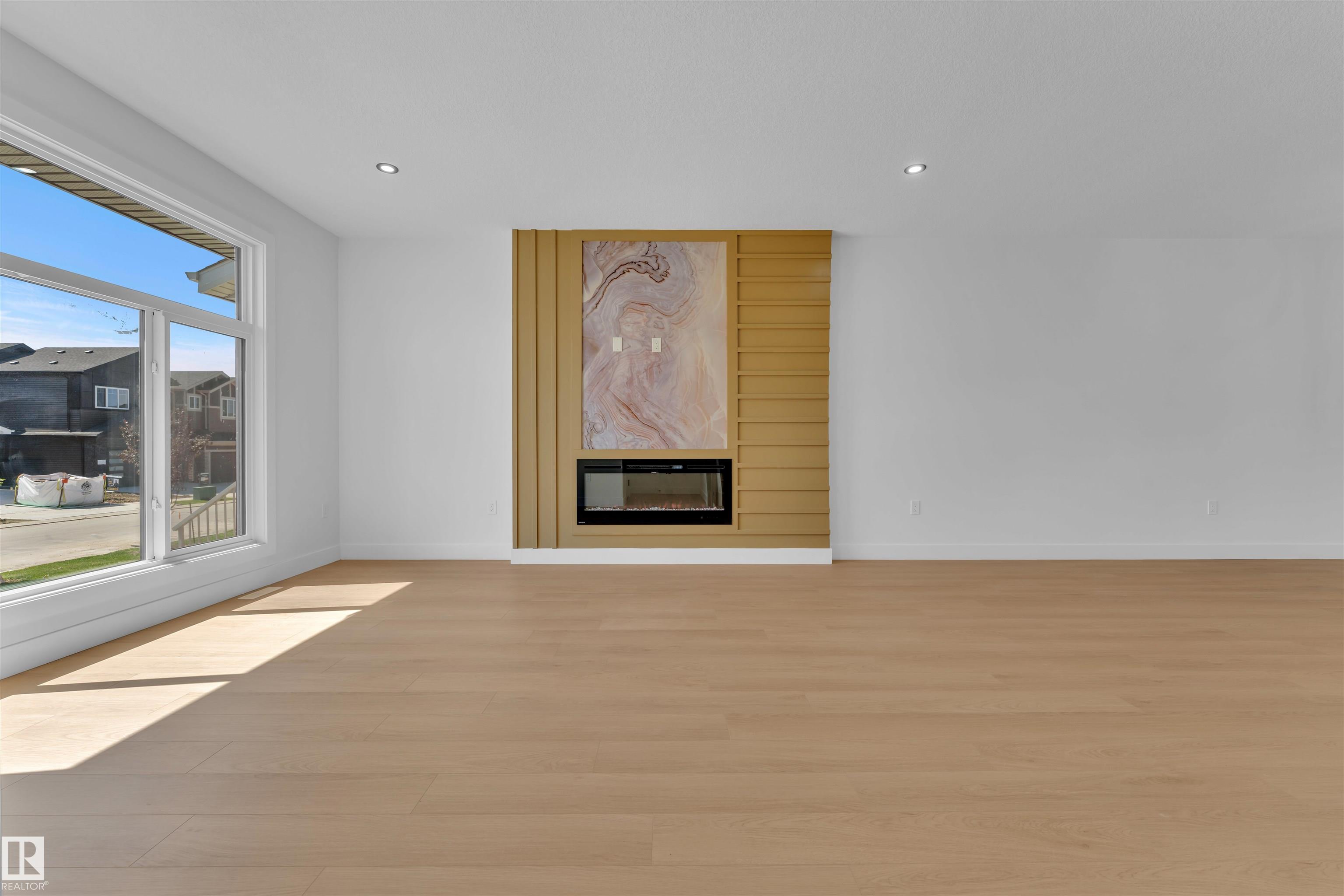 Photo 18 at 3502 42 Avenue, Triomphe Estates, Beaumont