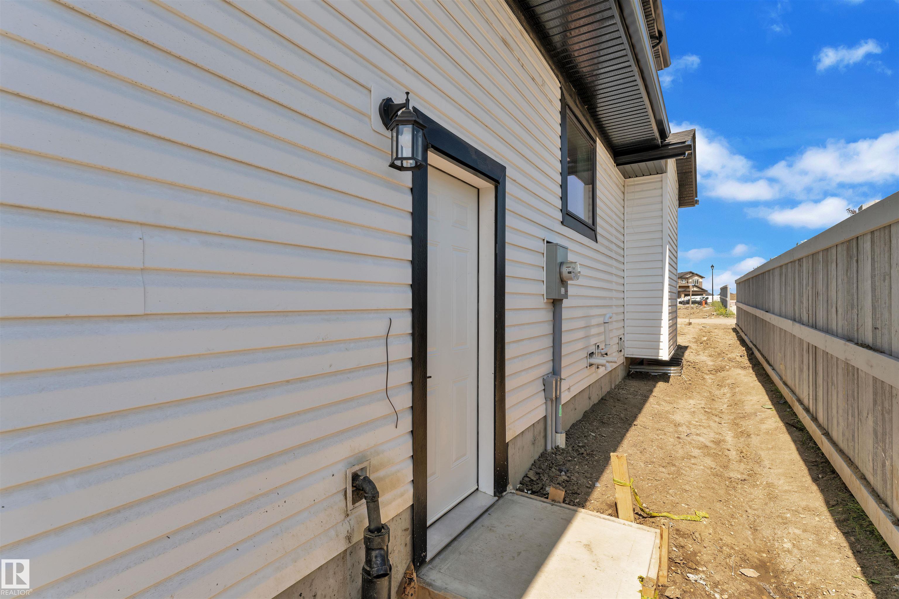 Photo 37 at 3502 42 Avenue, Triomphe Estates, Beaumont