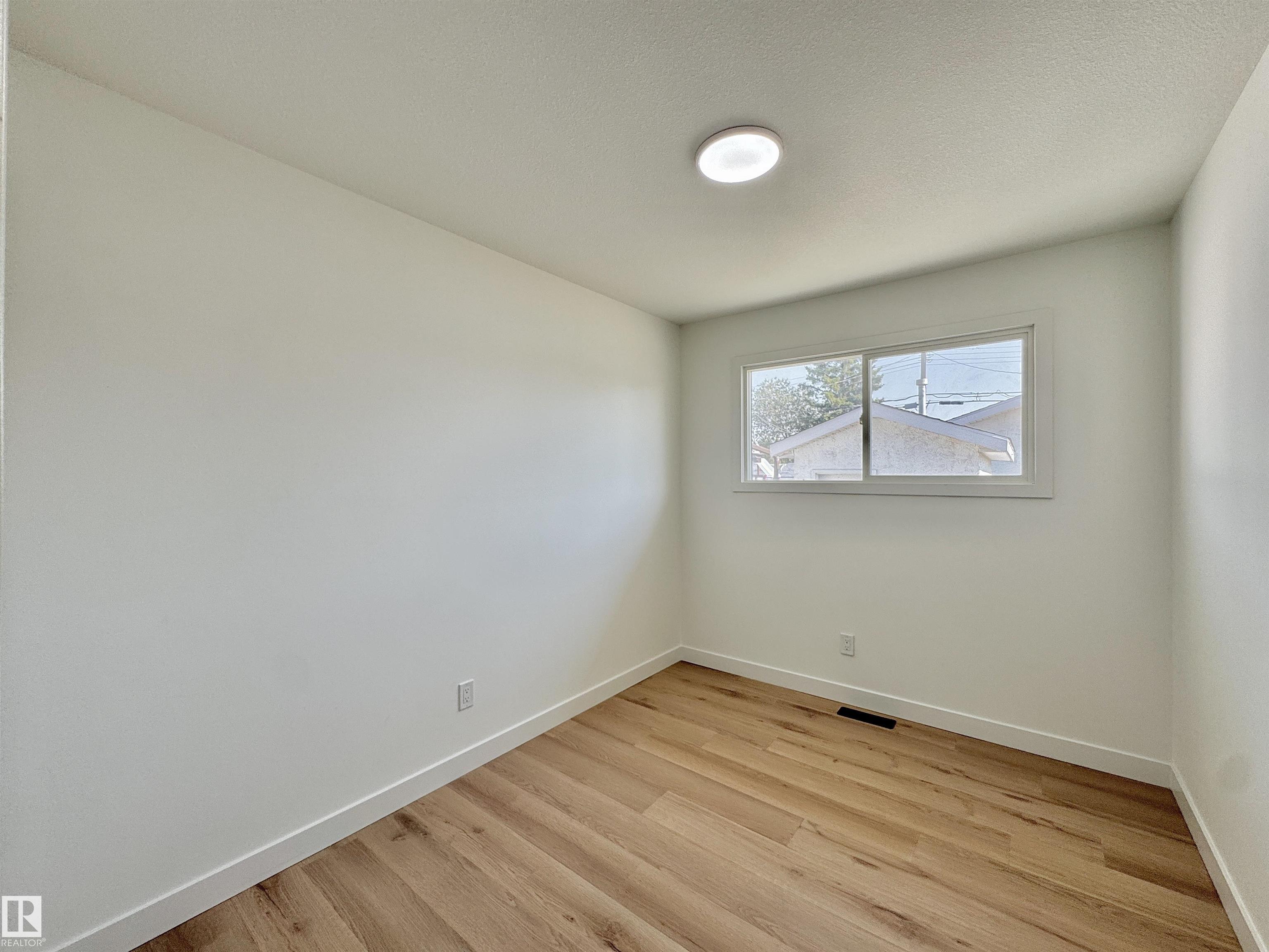 Photo 16 at 9607 95 Street, Sherridon Heights, Fort Saskatchewan