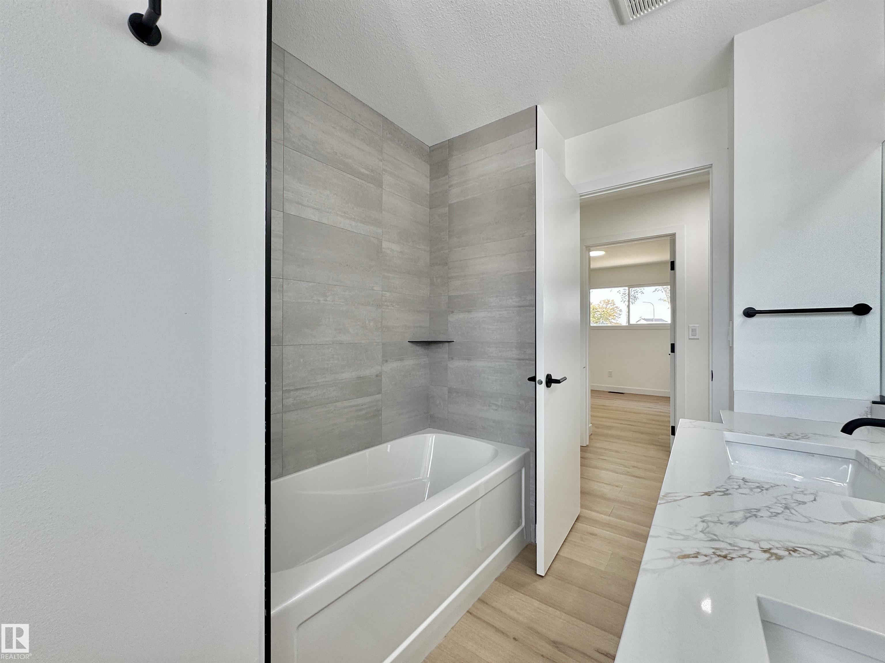 Photo 19 at 9607 95 Street, Sherridon Heights, Fort Saskatchewan