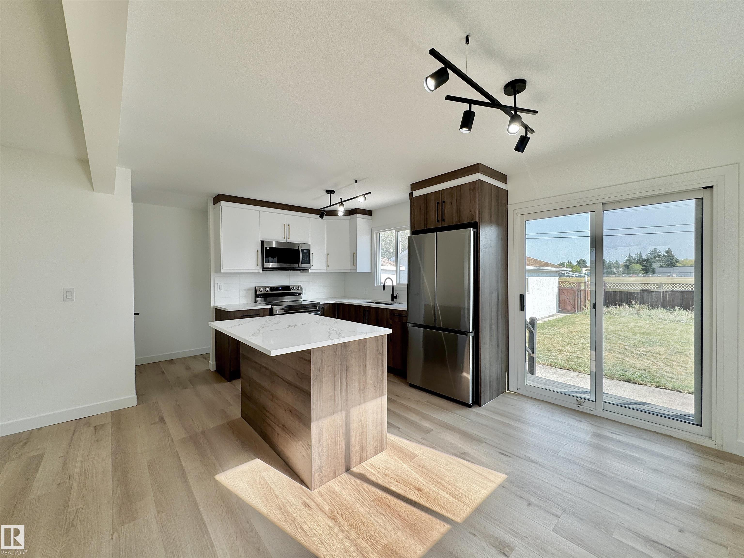 Photo 6 at 9607 95 Street, Sherridon Heights, Fort Saskatchewan