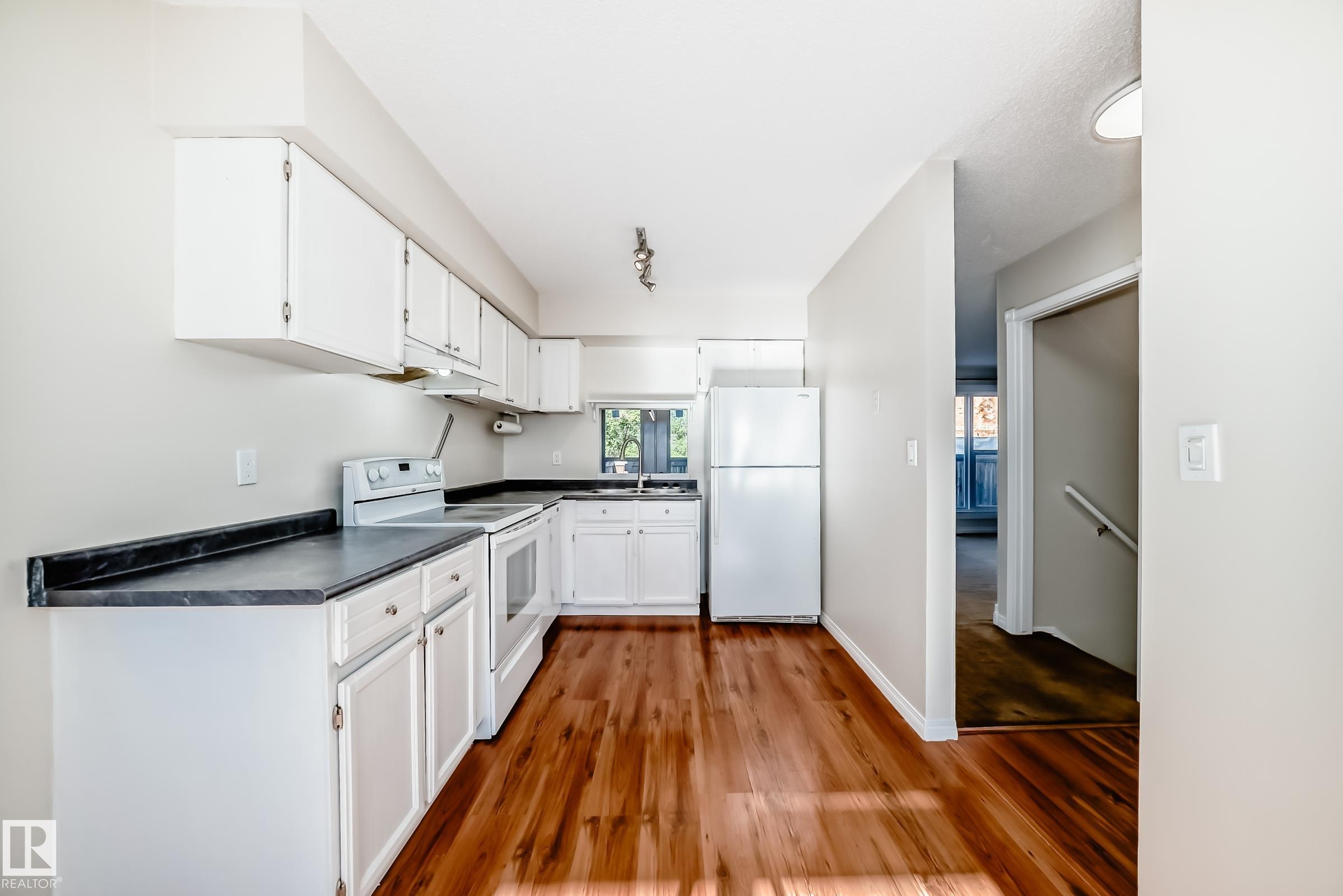 Photo 11 at 307 Grandin Village, Grandin, St. Albert