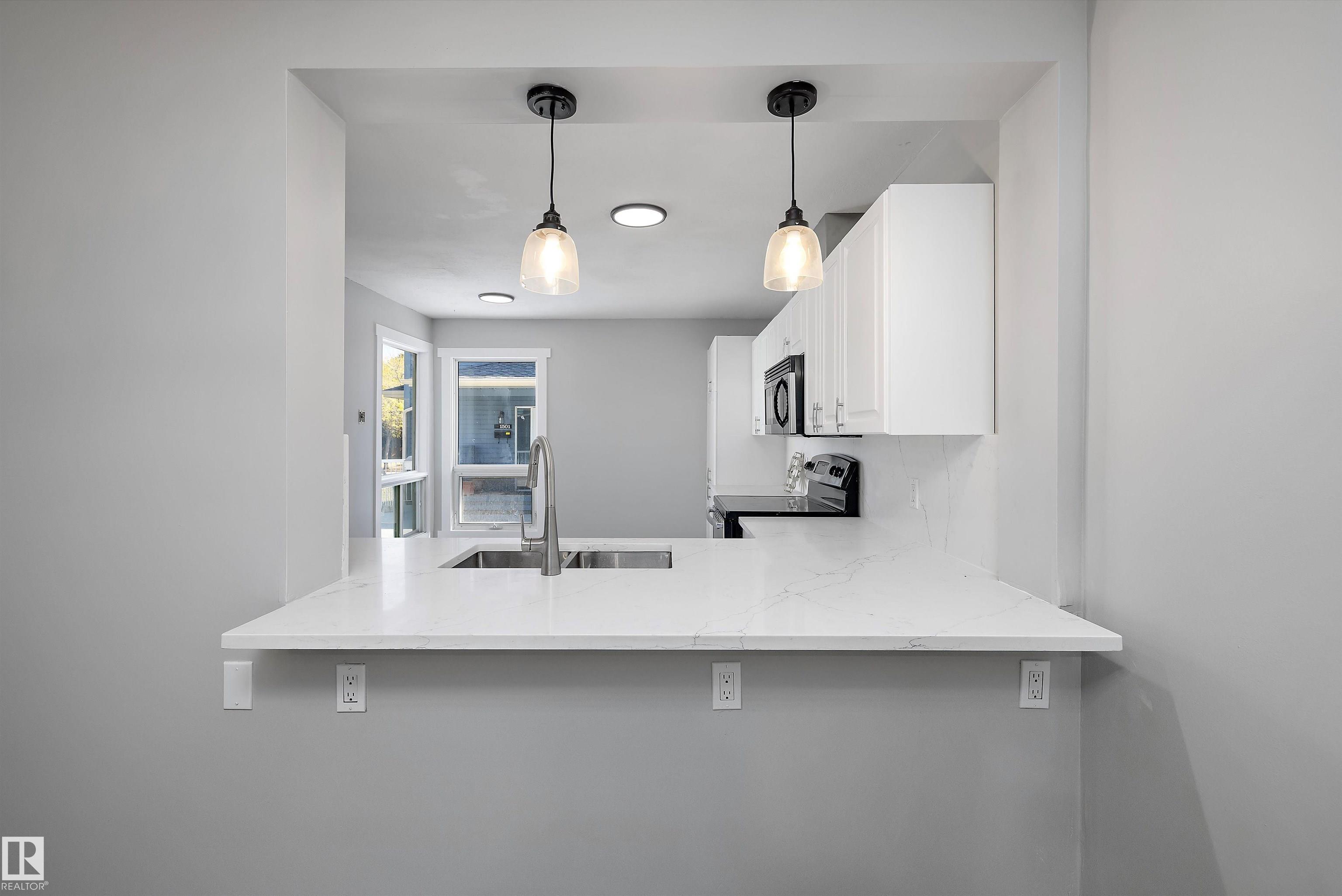 Photo 22 at 1511 Lakeside green, Grandin, St. Albert