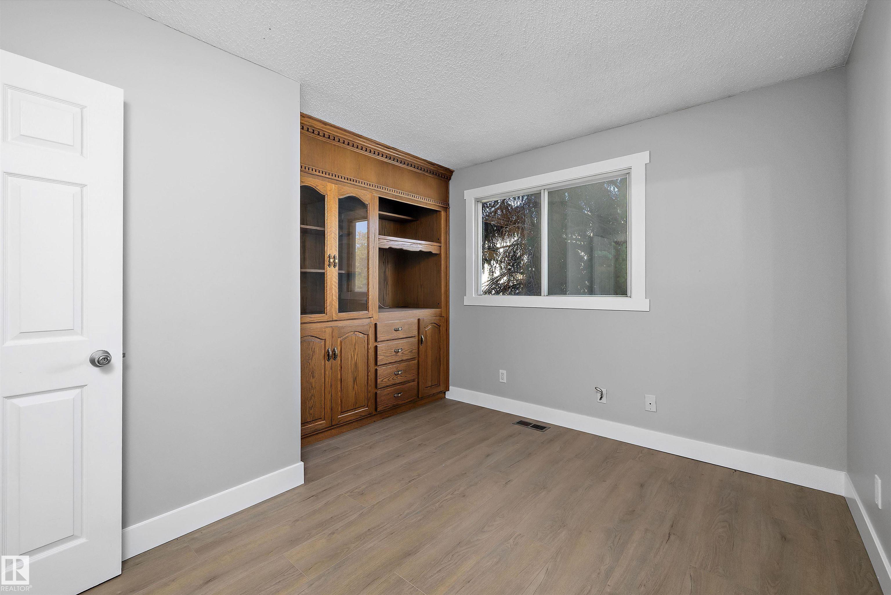 Photo 23 at 1511 Lakeside green, Grandin, St. Albert