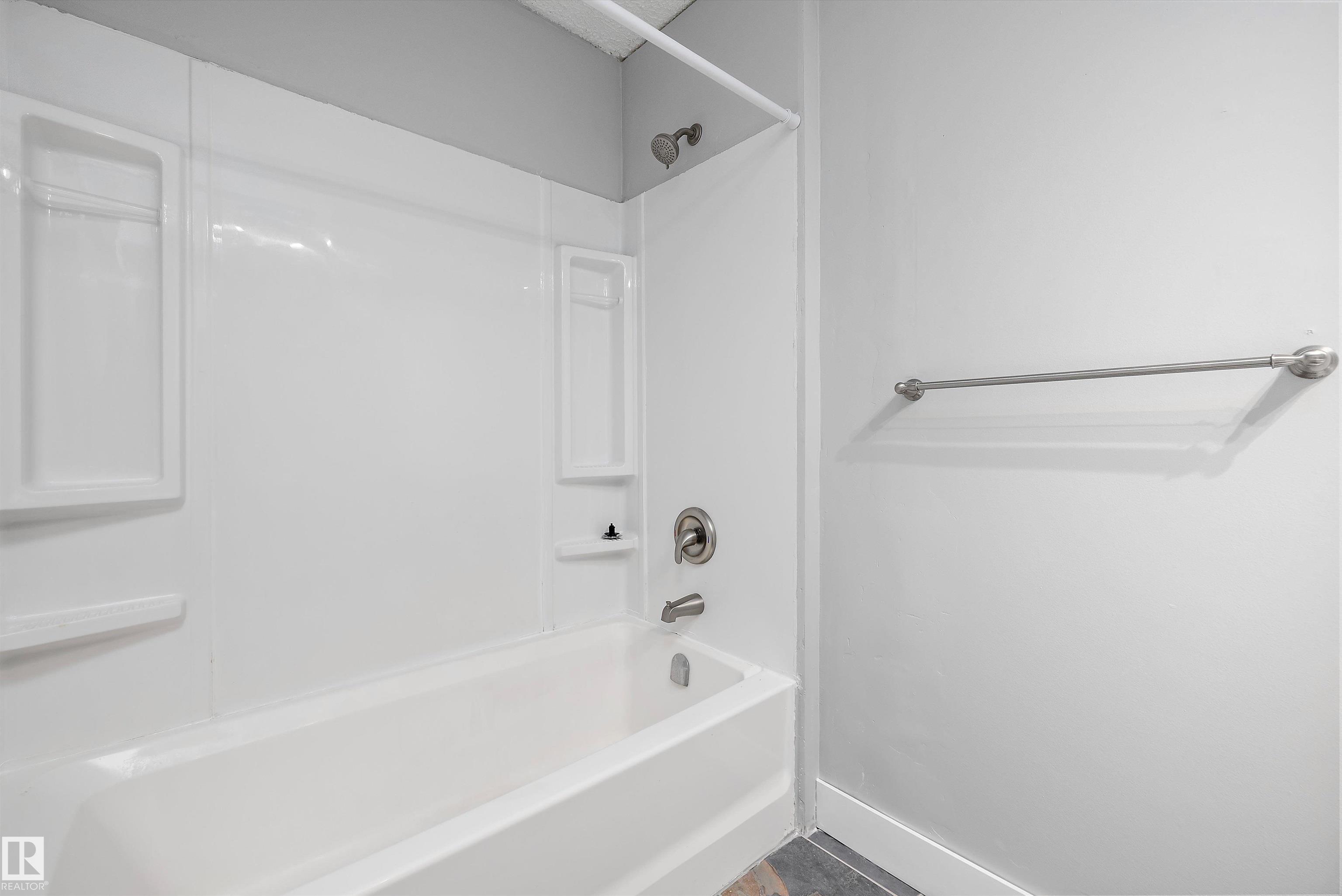 Photo 29 at 1511 Lakeside green, Grandin, St. Albert